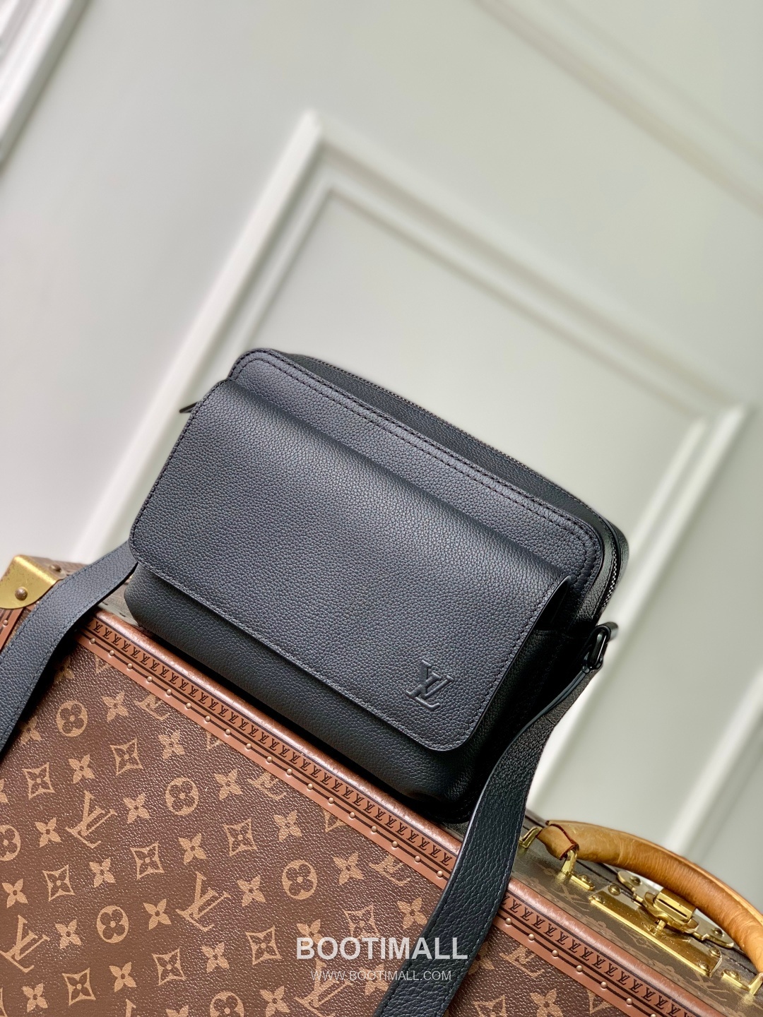 Louis Vuitton Waxed Cowhide Leather Long Wallet 루이비통 왁스드 소가죽 장지갑 24cm 1