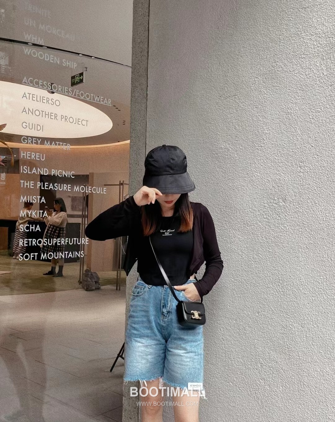 Celine Triomphe Mini Leather Crossbody Bag 101513 셀린느 트리옹프 미니 가죽 크로스백 11cm 8