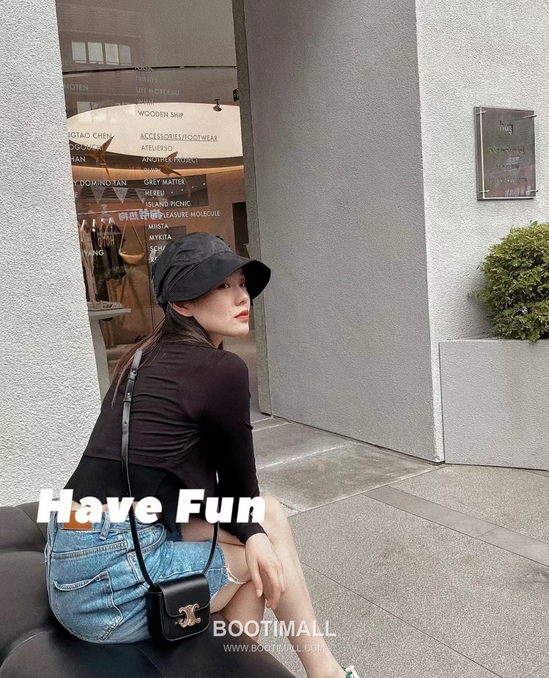 Celine Triomphe Mini Leather Crossbody Bag 101513 셀린느 트리옹프 미니 가죽 크로스백 11cm 9