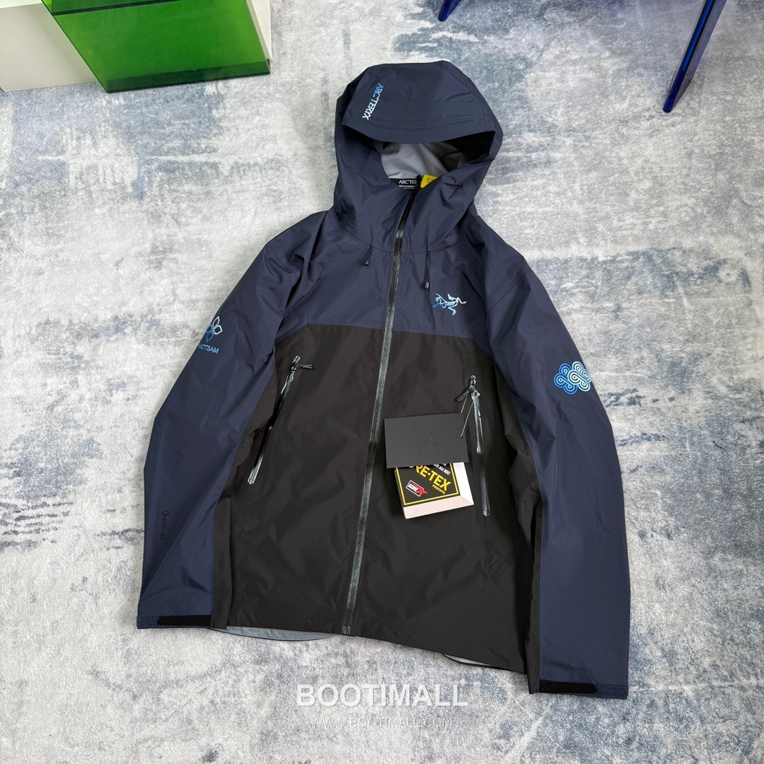 Arc'teryx Namtso Beta SL Gamma Blue Hard Shell Jacket 아크테릭스 남초 베타 SL 감마 블루 하드쉘 자켓 1