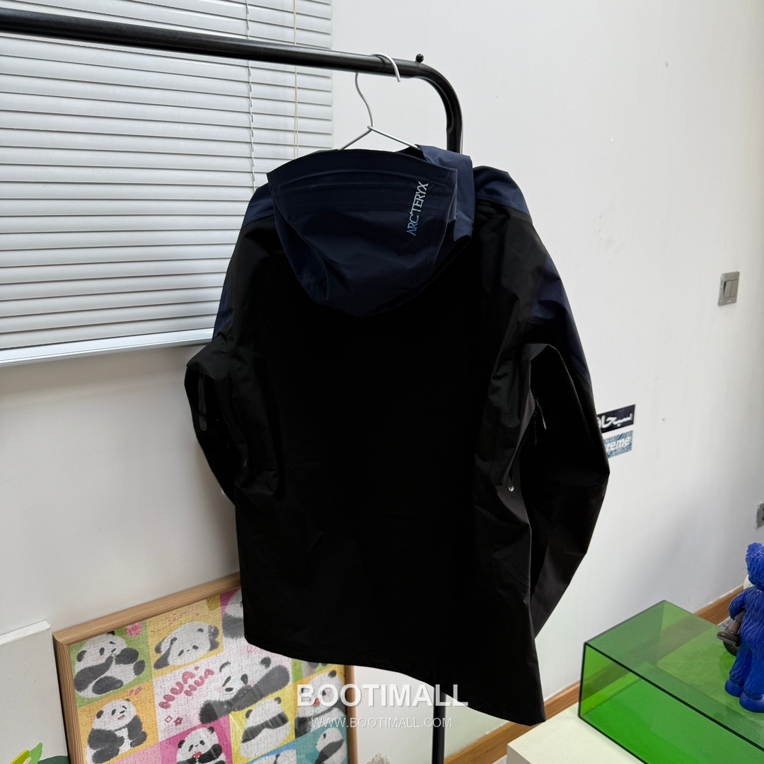 Arc'teryx Namtso Beta SL Gamma Blue Hard Shell Jacket 아크테릭스 남초 베타 SL 감마 블루 하드쉘 자켓 3