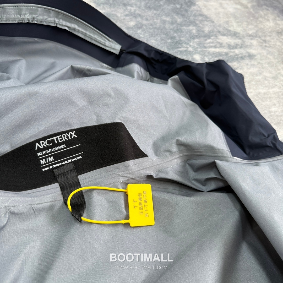 Arc'teryx Namtso Beta SL Gamma Blue Hard Shell Jacket 아크테릭스 남초 베타 SL 감마 블루 하드쉘 자켓 13