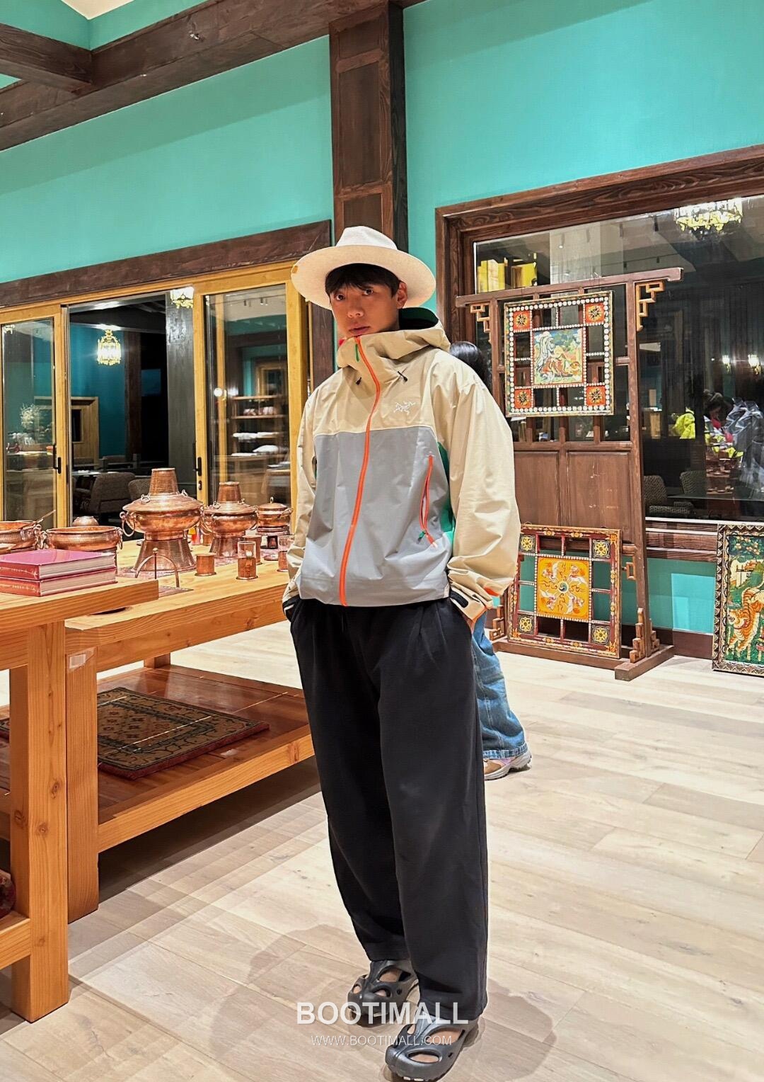 Arc'teryx Beta Lightweight Nanga Parbat Shell GORE-TEX Pro Orange Hardshell Jacket 아크테릭스 베타 라이트웨이트 난가바와 쉘 고어텍스 프로 오렌지 하드쉘 자켓 8