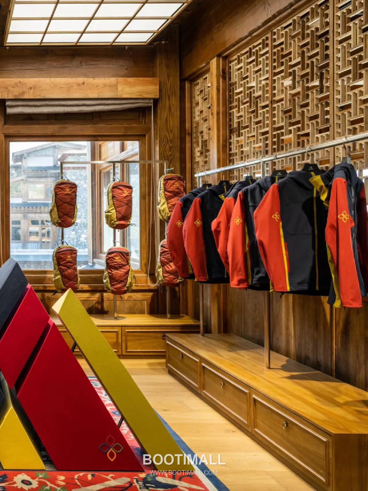 Arc'teryx Kawagebo Bata AR Shell GORE-TEX Pro Red Hardshell Jacket 아크테릭스 카와거보 바타 AR 셸 고어텍스 프로 레드 하드쉘 자켓 3