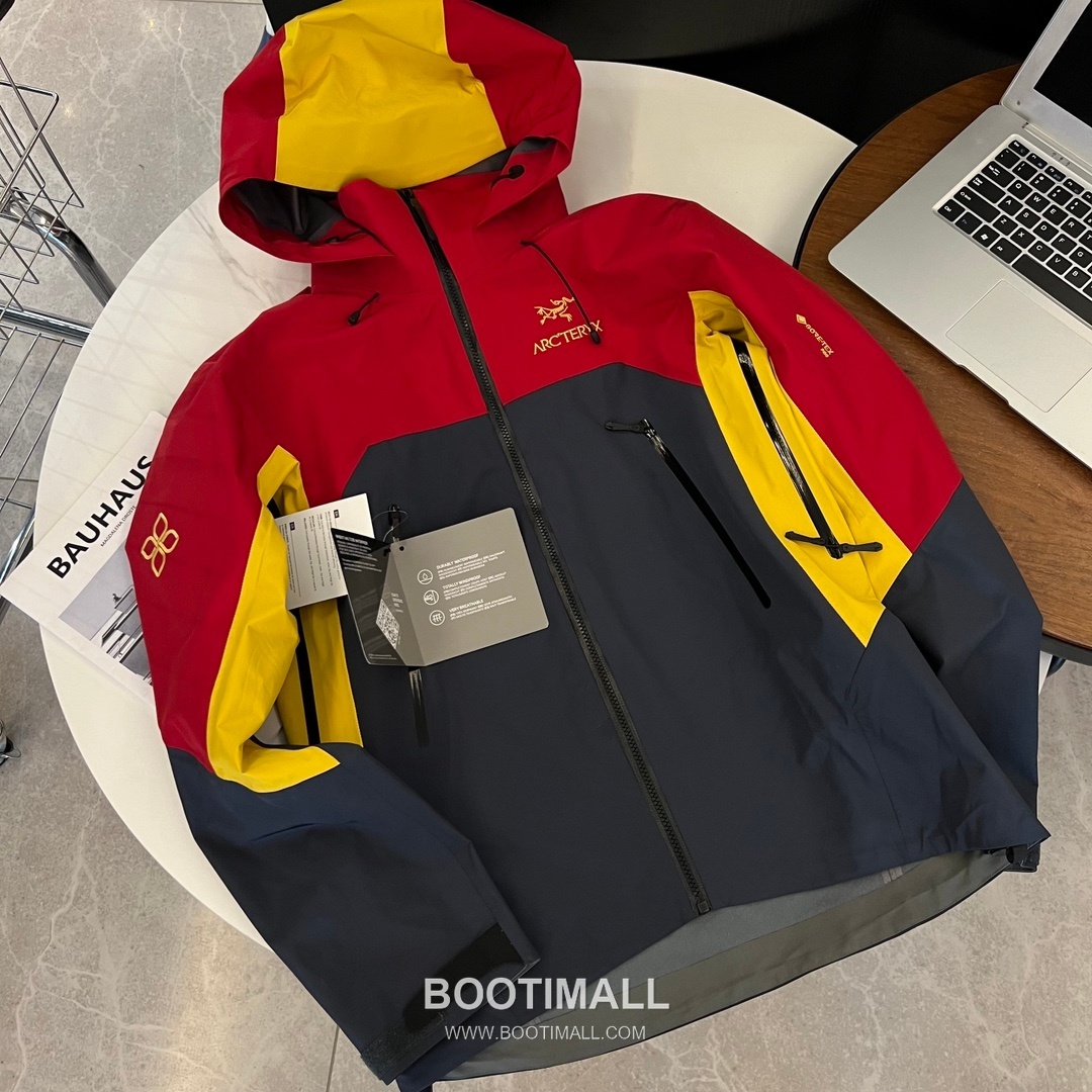 Arc'teryx Kawagebo Bata AR Shell GORE-TEX Pro Red Hardshell Jacket 아크테릭스 카와거보 바타 AR 셸 고어텍스 프로 레드 하드쉘 자켓 14