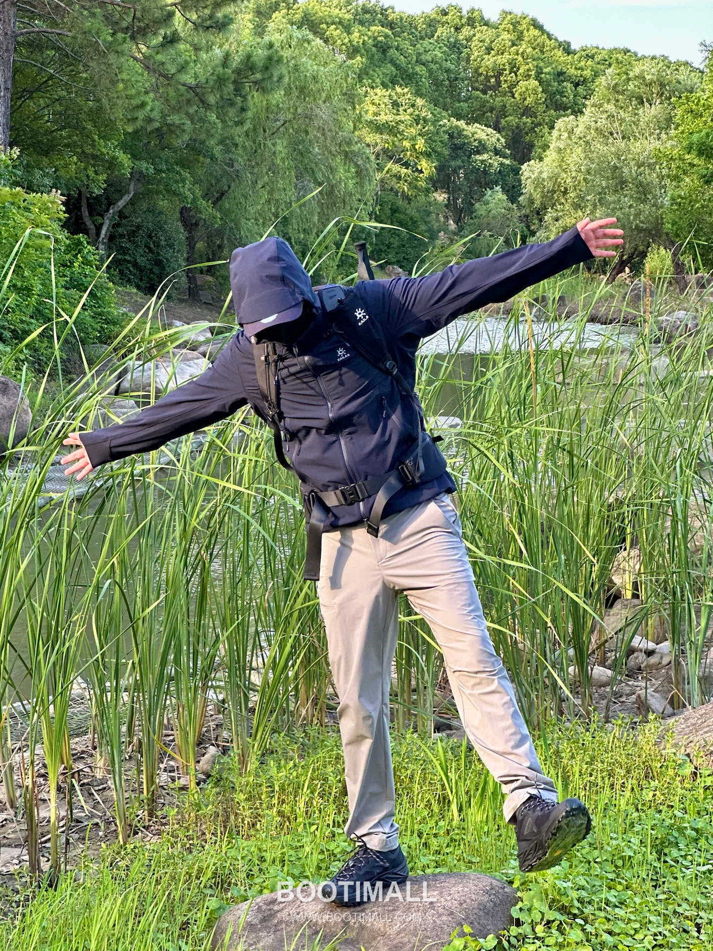 Kailas M8-X Softshell Polyamide Blend Navy Hooded Jacket 카일라스 M8-X 소프트쉘 폴리아미드 혼방 네이비 후드 자켓 10