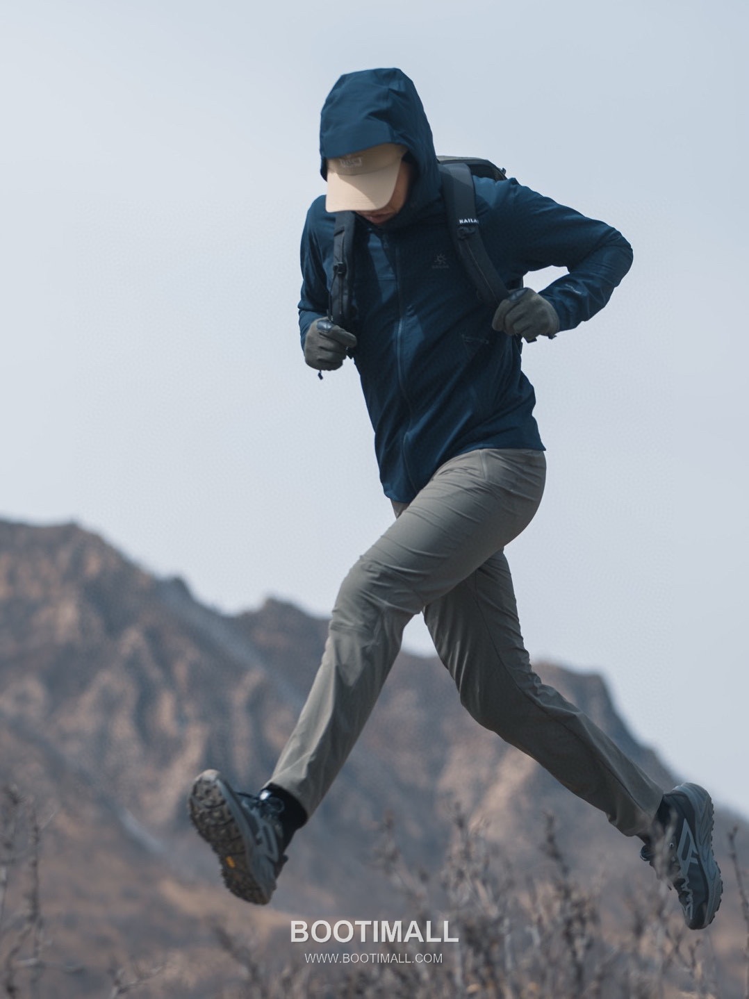 Kailas M8-X Softshell Polyamide Blend Navy Hooded Jacket 카일라스 M8-X 소프트쉘 폴리아미드 혼방 네이비 후드 자켓 11