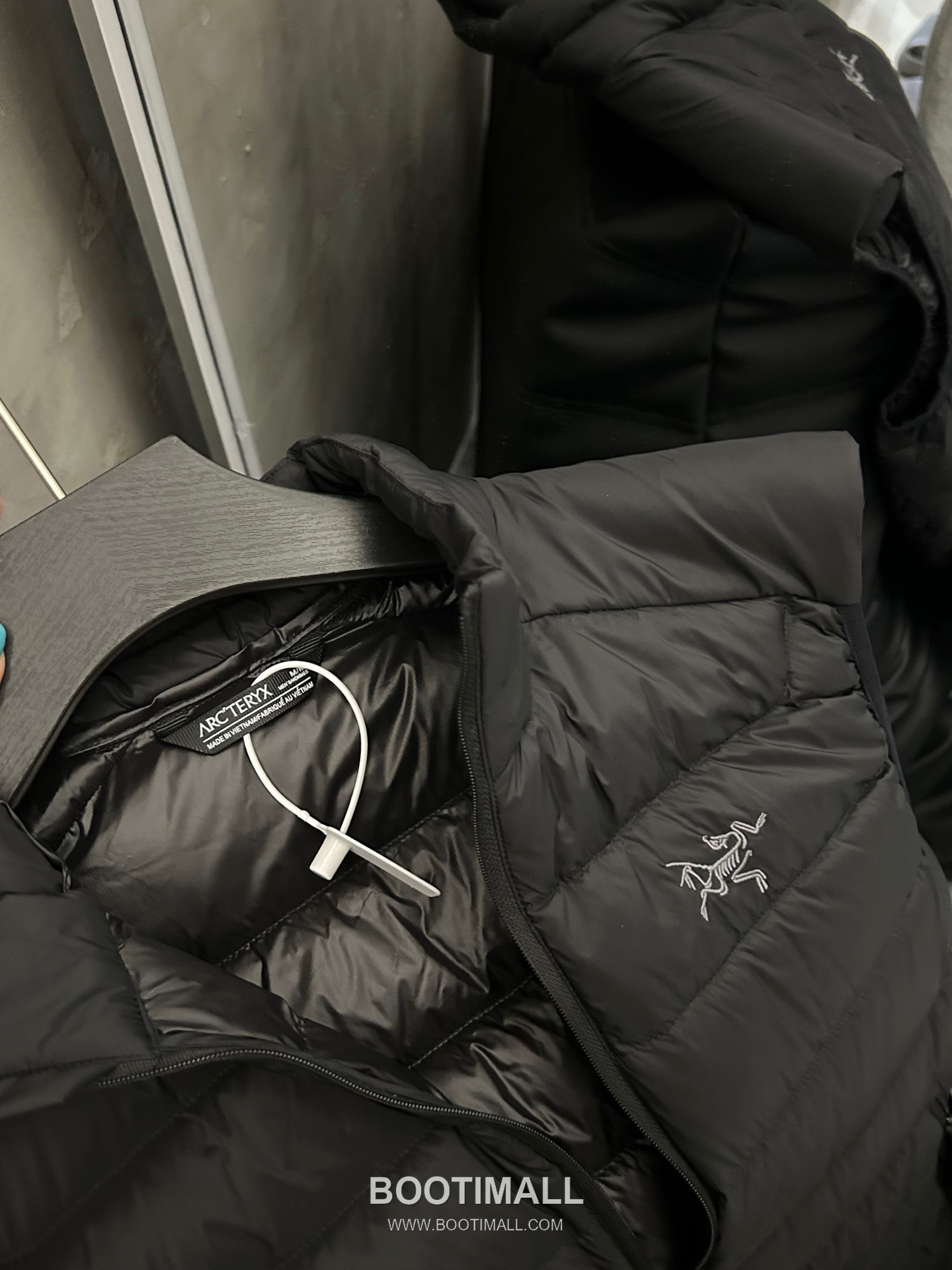 Arc'teryx Cerium Black Down Vest 아크테릭스 세륨 블랙 다운 베스트 14