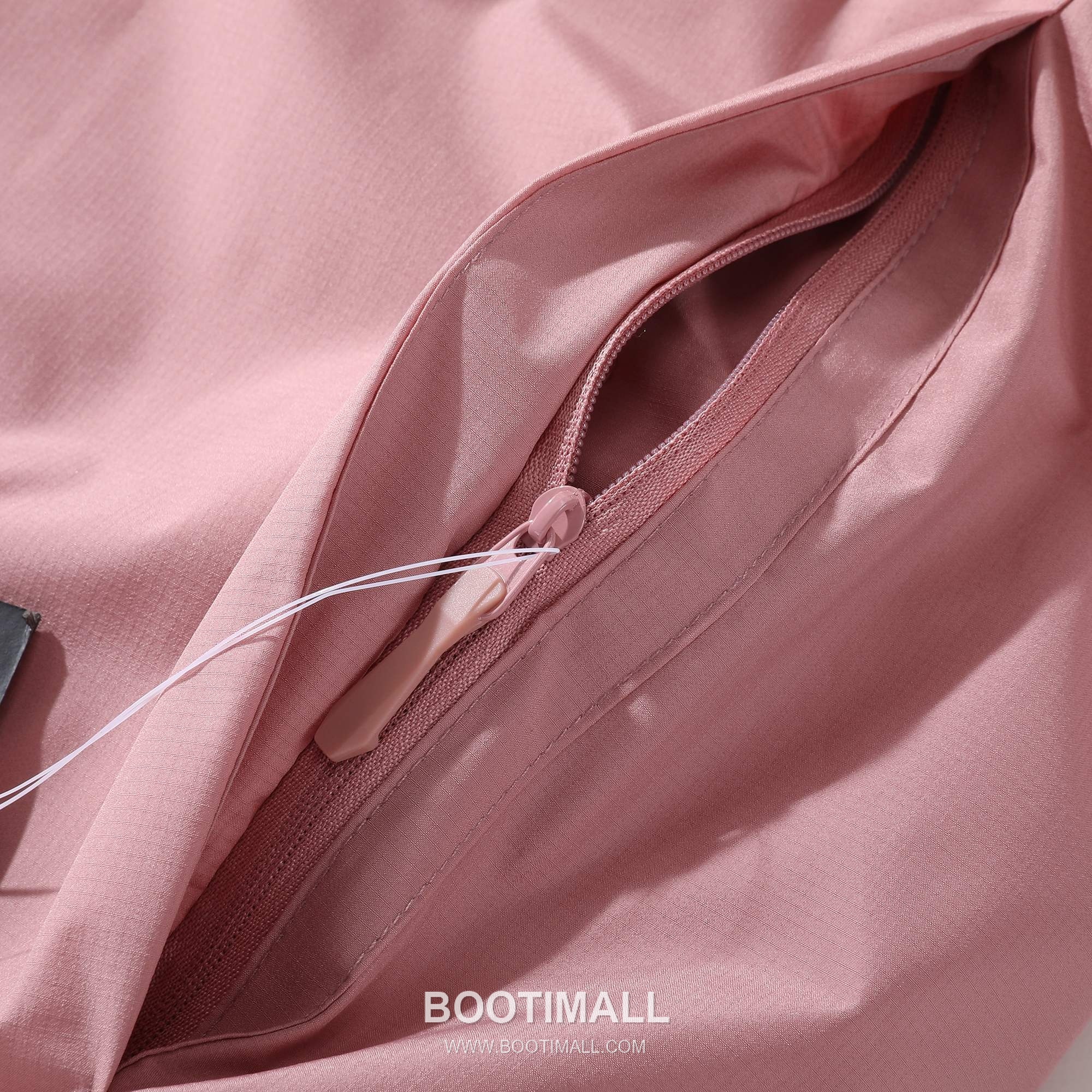 Arc'teryx Atom Heavyweight Hoody Black Padded Jacket 아크테릭스 아톰 헤비웨이트 후디 블랙 패딩 자켓 13