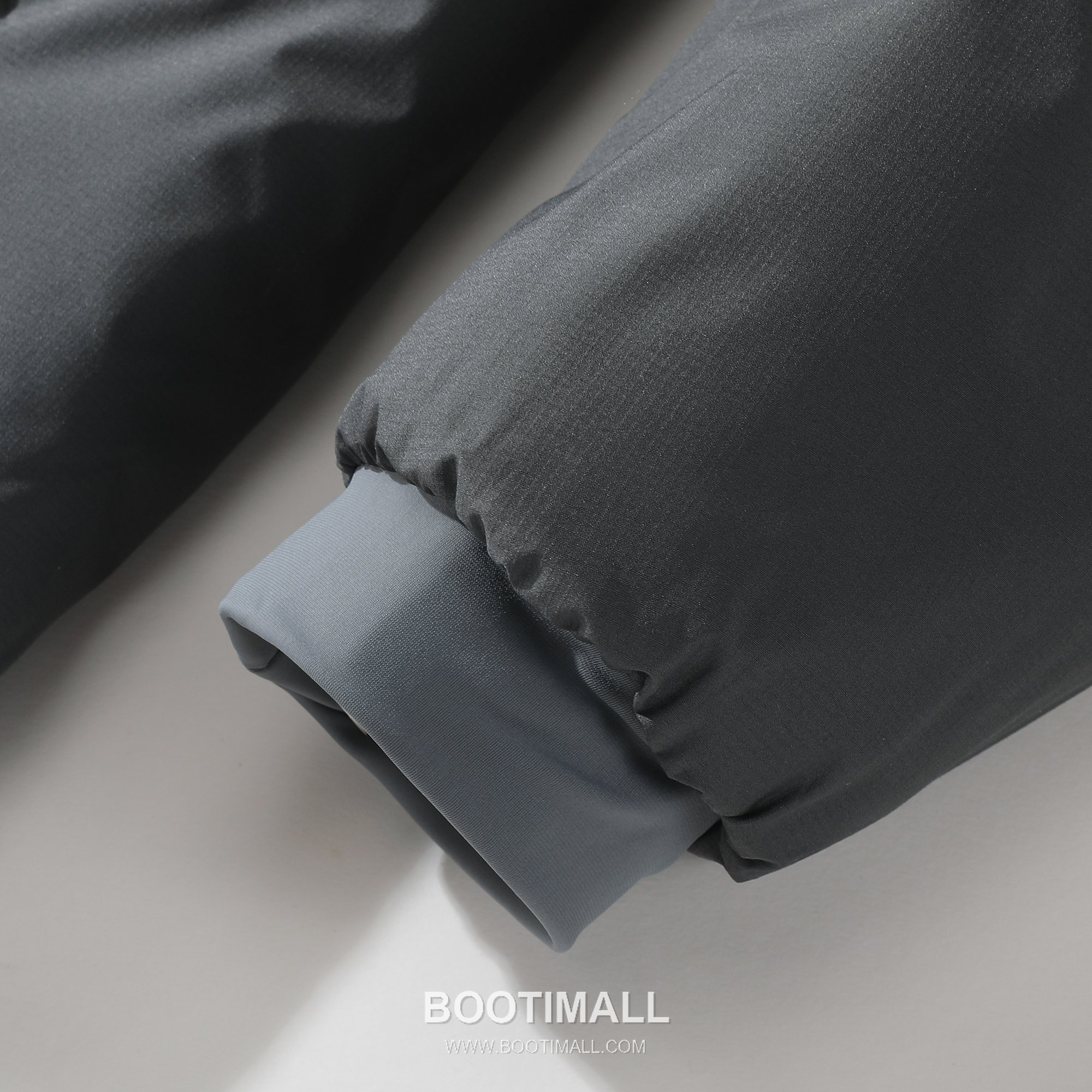 Arc'teryx Atom Heavyweight Hoody Black Padded Jacket 아크테릭스 아톰 헤비웨이트 후디 블랙 패딩 자켓 11