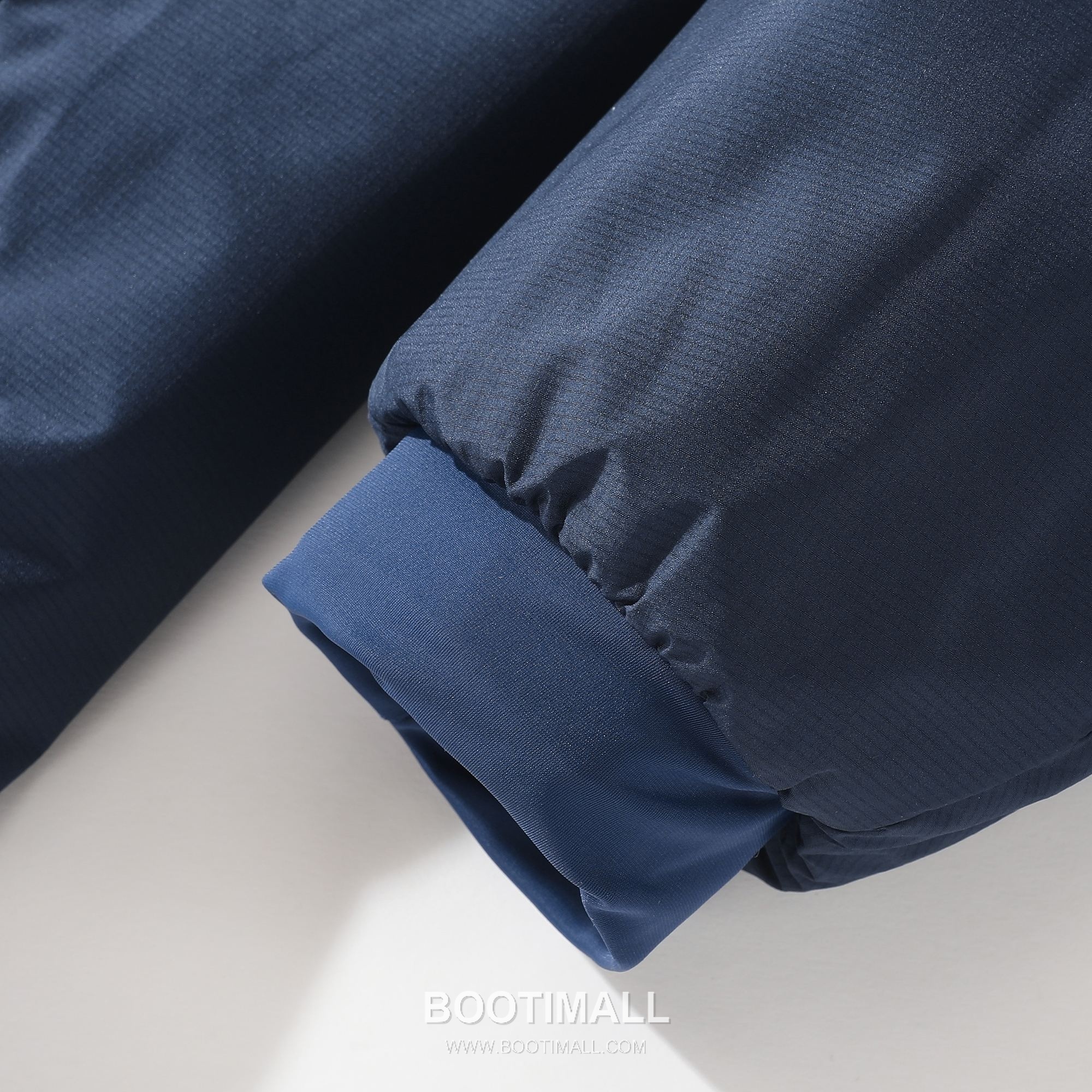 Arc'teryx Atom Heavyweight Hoody Black Padded Jacket 아크테릭스 아톰 헤비웨이트 후디 블랙 패딩 자켓 14