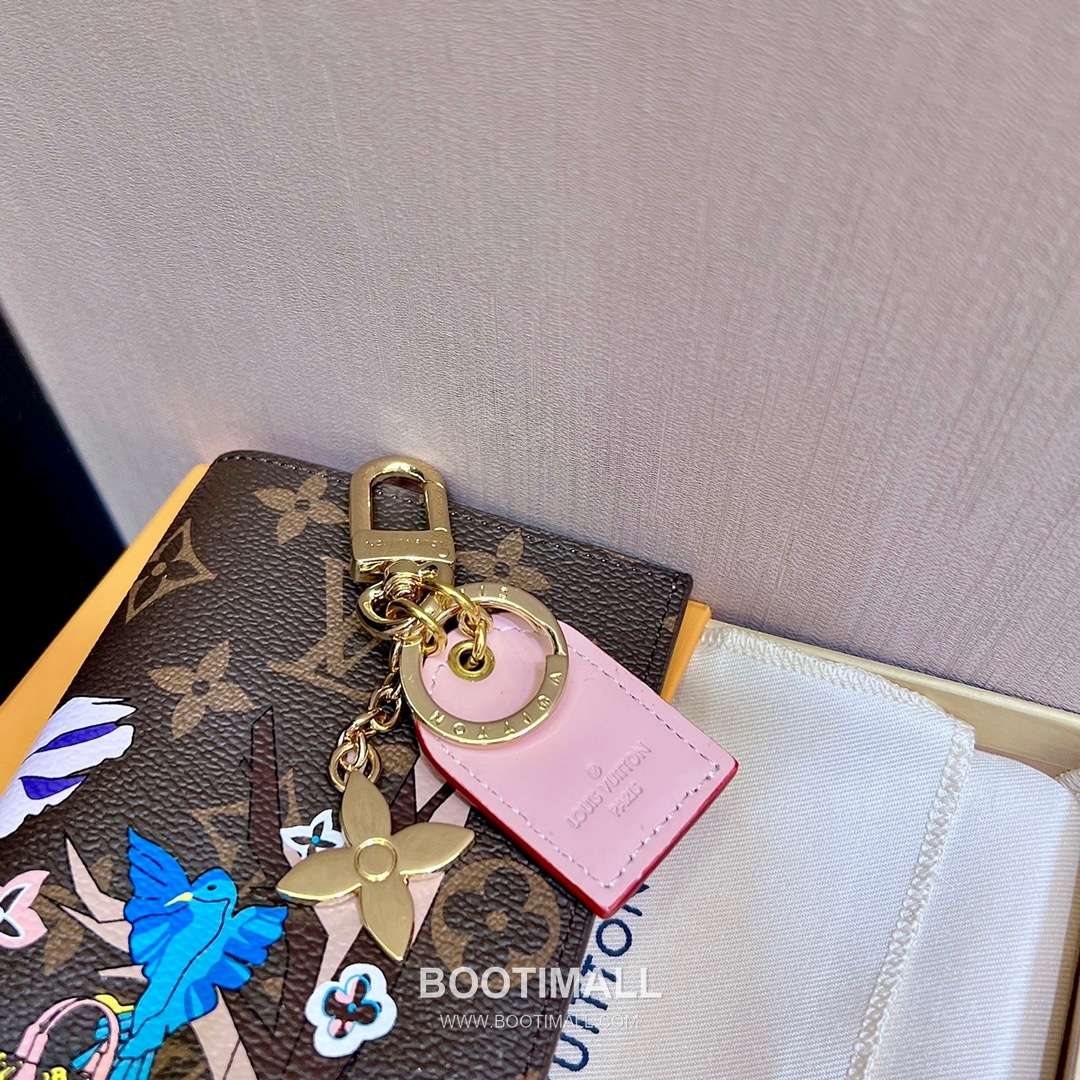 Louis Vuitton 23 Nameplate Keyring 루이비통 23 네임플레이트 키링 3