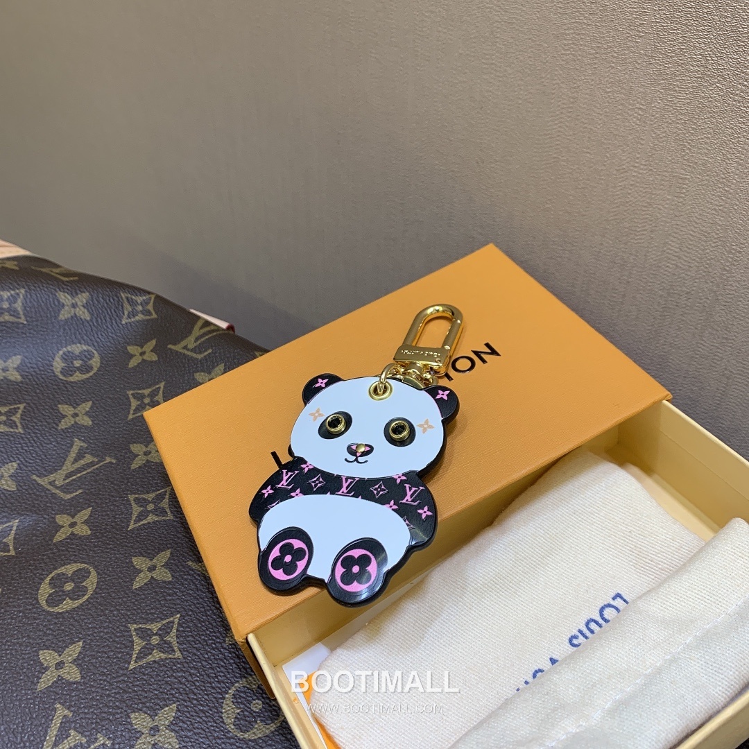 Louis Vuitton Panda Charm Keyring 루이비통 판다 참 키링 5