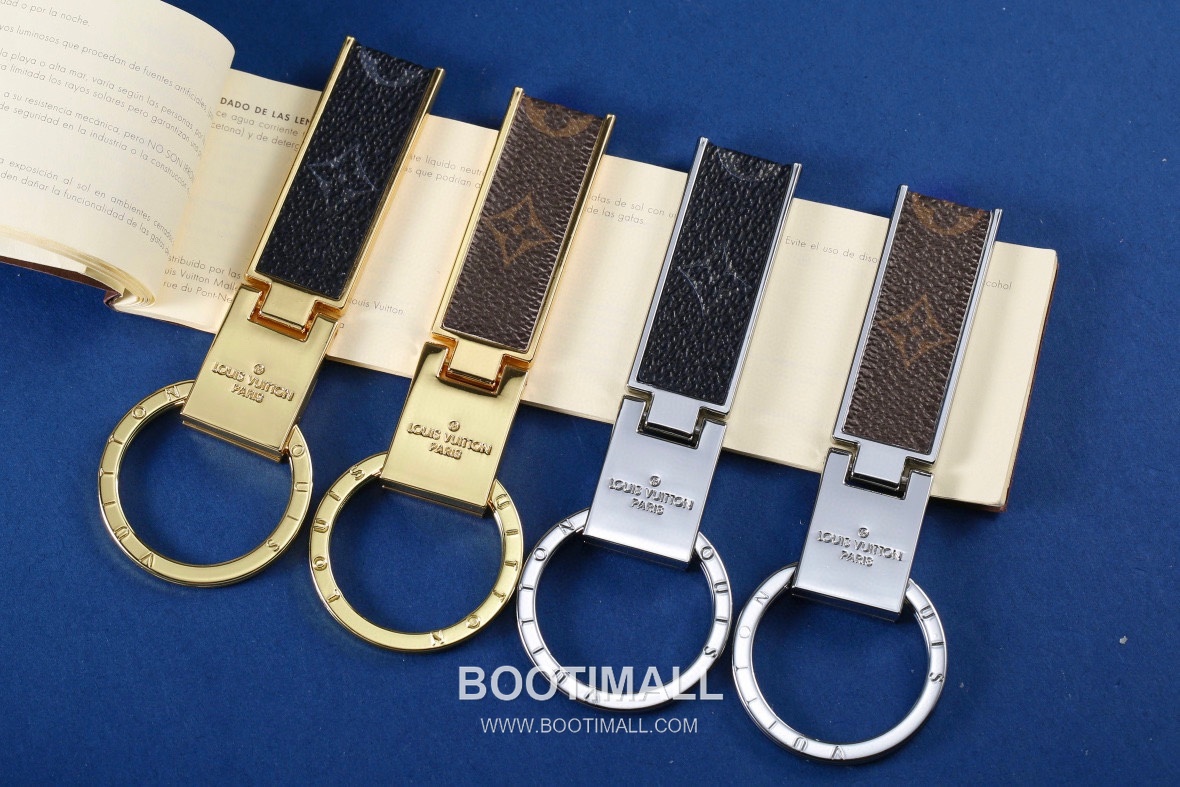 Louis Vuitton Circle Monogram Leather Charm Black Keyring 루이비통 서클 모노그램 레더 참 가죽 블랙 키링 1