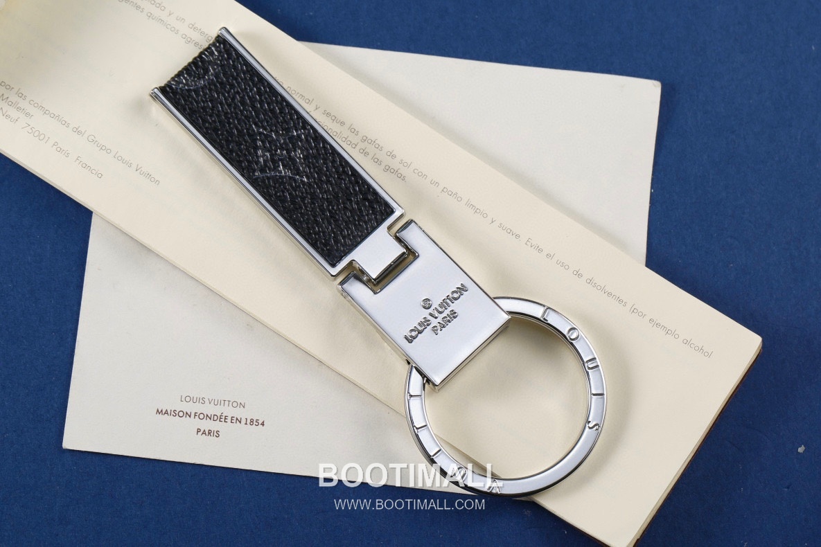 Louis Vuitton Circle Monogram Leather Charm Black Keyring 루이비통 서클 모노그램 레더 참 가죽 블랙 키링 5