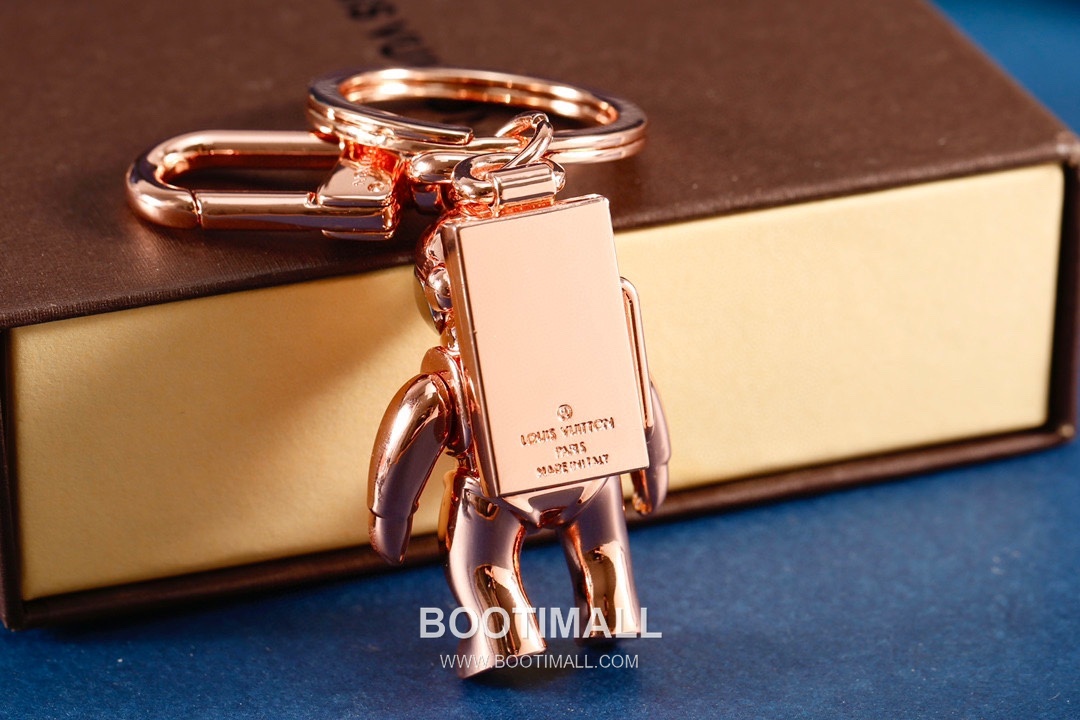 Louis Vuitton Astronaut Charm Metal Silver Keyring 루이비통 우주비행사 참 메탈 실버 키링 4