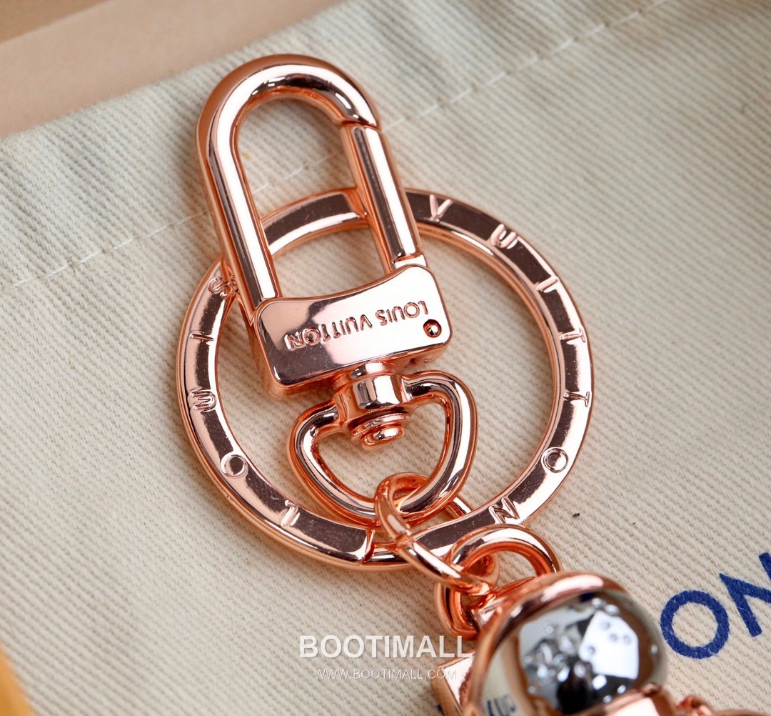 Louis Vuitton Astronaut Charm Metal Silver Keyring 루이비통 우주비행사 참 메탈 실버 키링 9