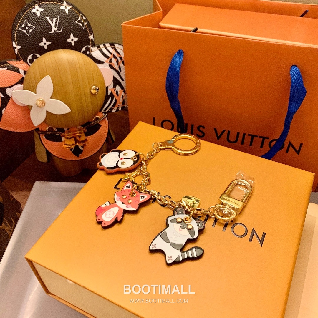 Louis Vuitton Animal Family Charm Leather Keyring 루이비통 애니멀 패밀리 참 가죽 키링 6
