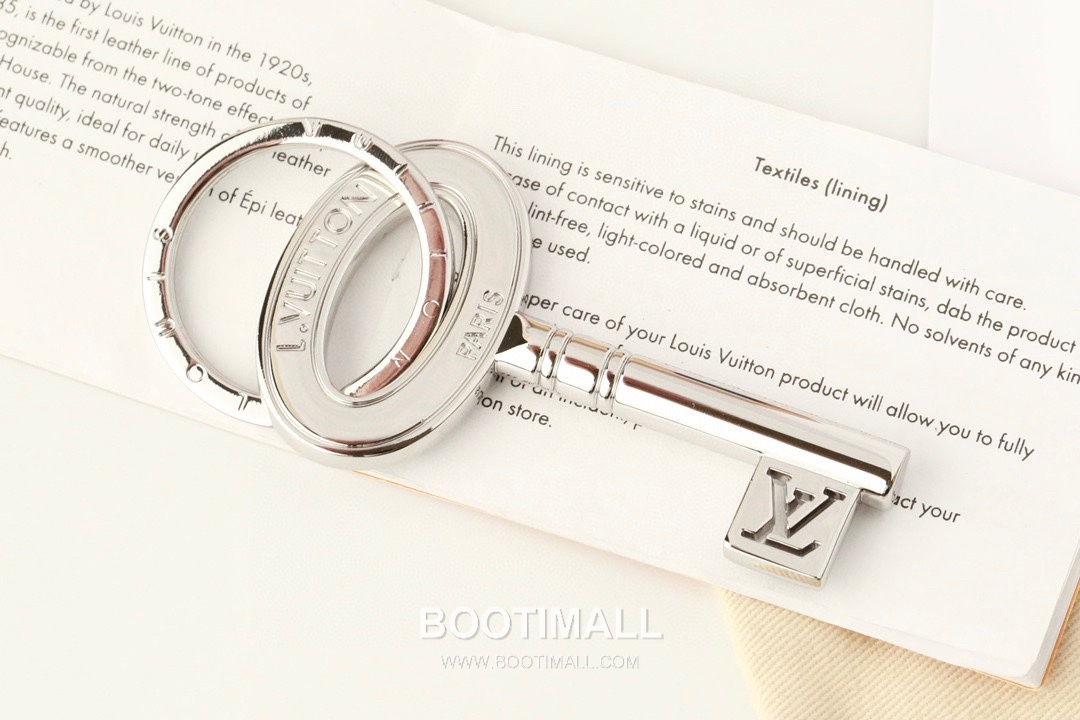 Louis Vuitton Key Charm Metal Silver Keyring 루이비통 키 참 메탈 실버 키링 1
