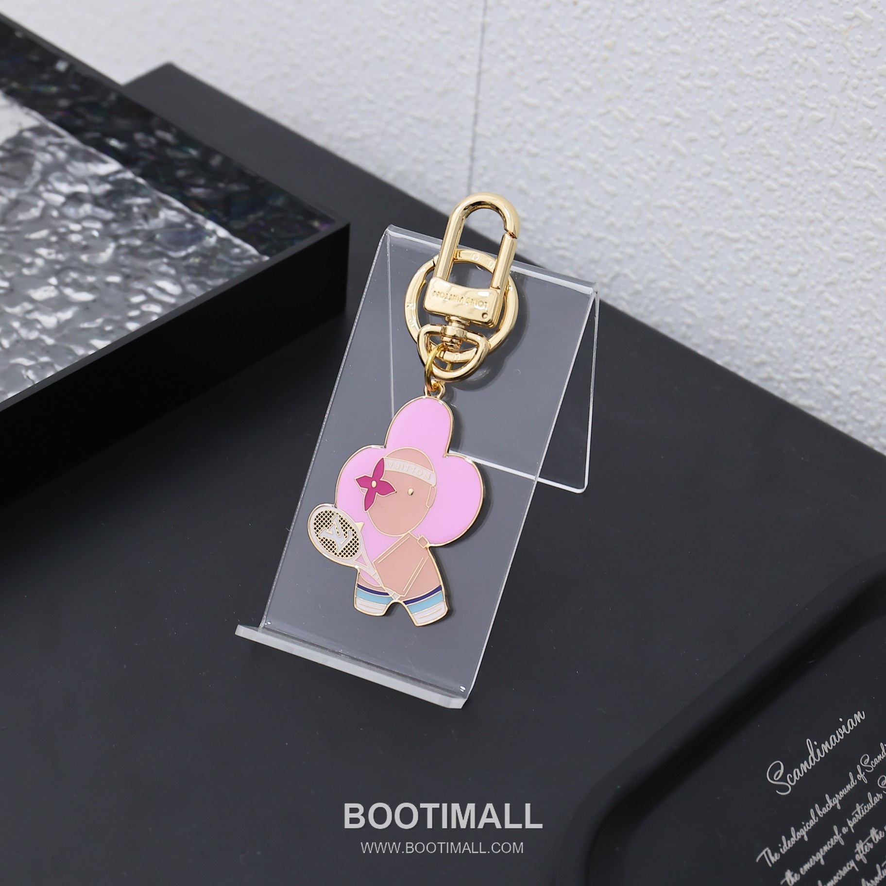 Louis Vuitton Vivienne on the Court Metal Multicolor Keyring 루이비통 비비엔 온 더 코트 메탈 멀티컬러 키링 1