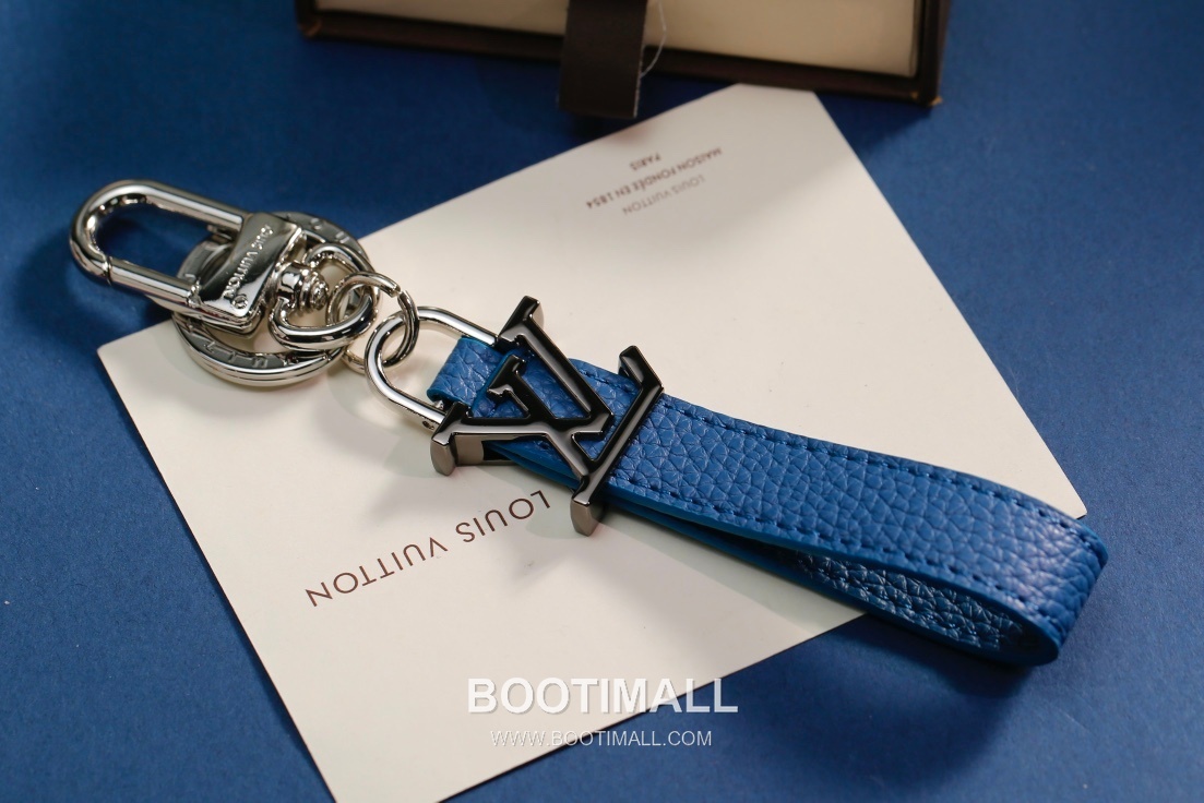 Louis Vuitton Leather Carabiner Silver Keyring 루이비통 레더 카라비너 가죽 실버 키링 4