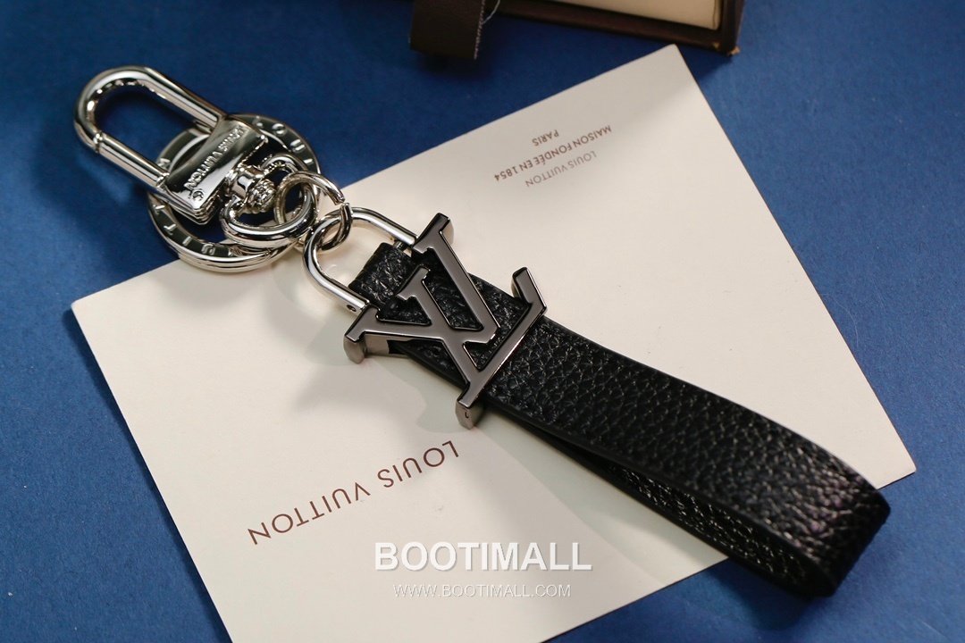 Louis Vuitton Leather Carabiner Silver Keyring 루이비통 레더 카라비너 가죽 실버 키링 5