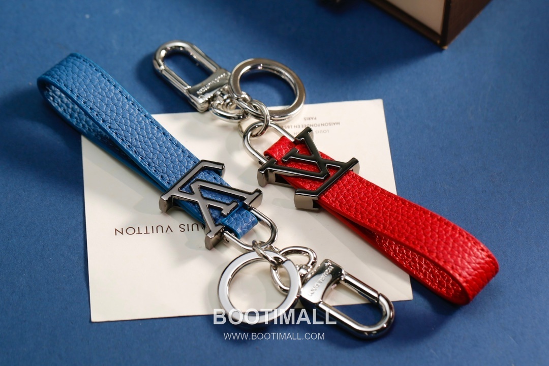Louis Vuitton Leather Carabiner Silver Keyring 루이비통 레더 카라비너 가죽 실버 키링 8