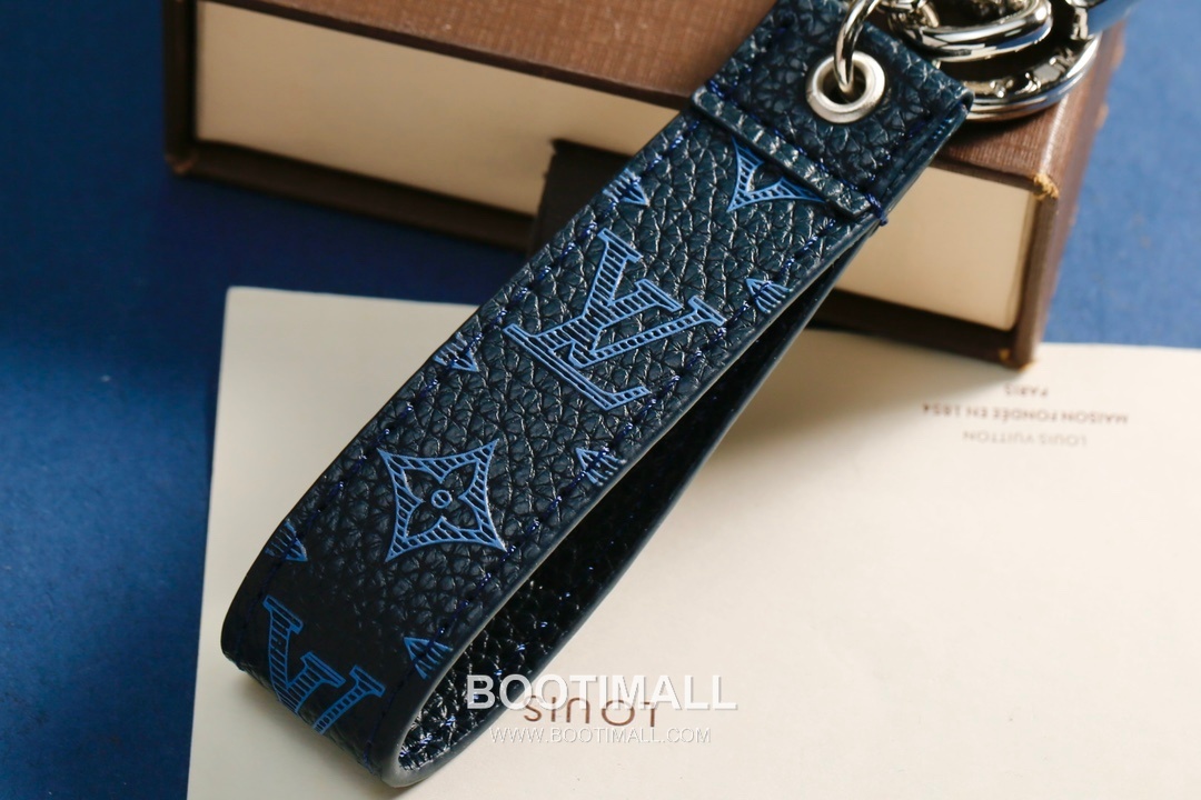 Louis Vuitton Carabiner Charm Metal Silver Keyring 루이비통 카라비너 참 메탈 실버 키링 4