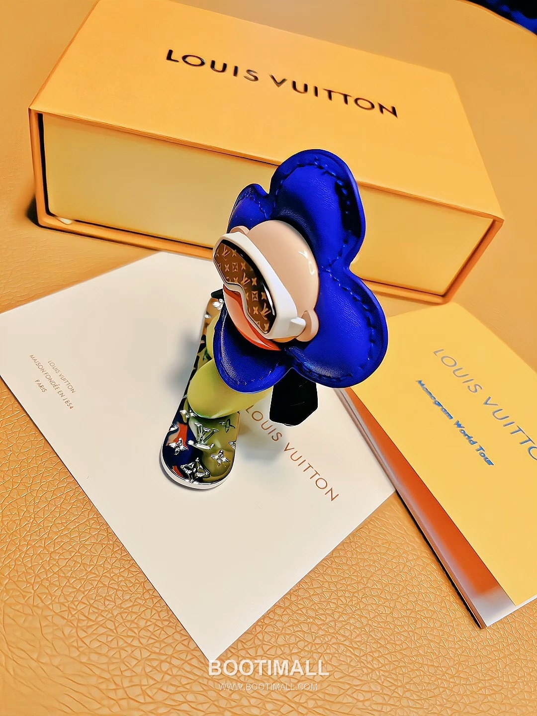 Louis Vuitton Vivienne Ski Mascot Keyring 루이비통 비비안 스키 마스코트 키링 4