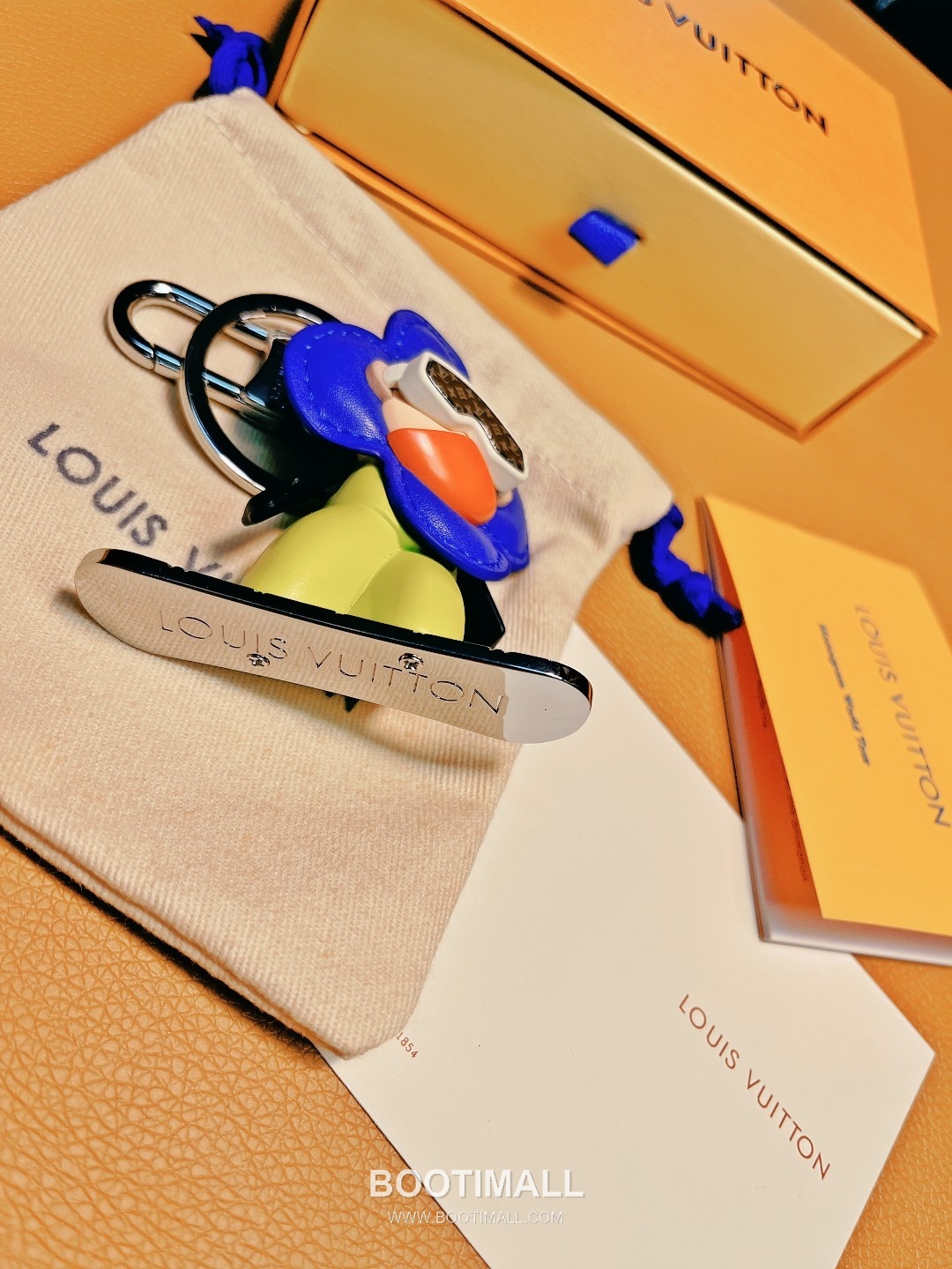 Louis Vuitton Vivienne Ski Mascot Keyring 루이비통 비비안 스키 마스코트 키링 5