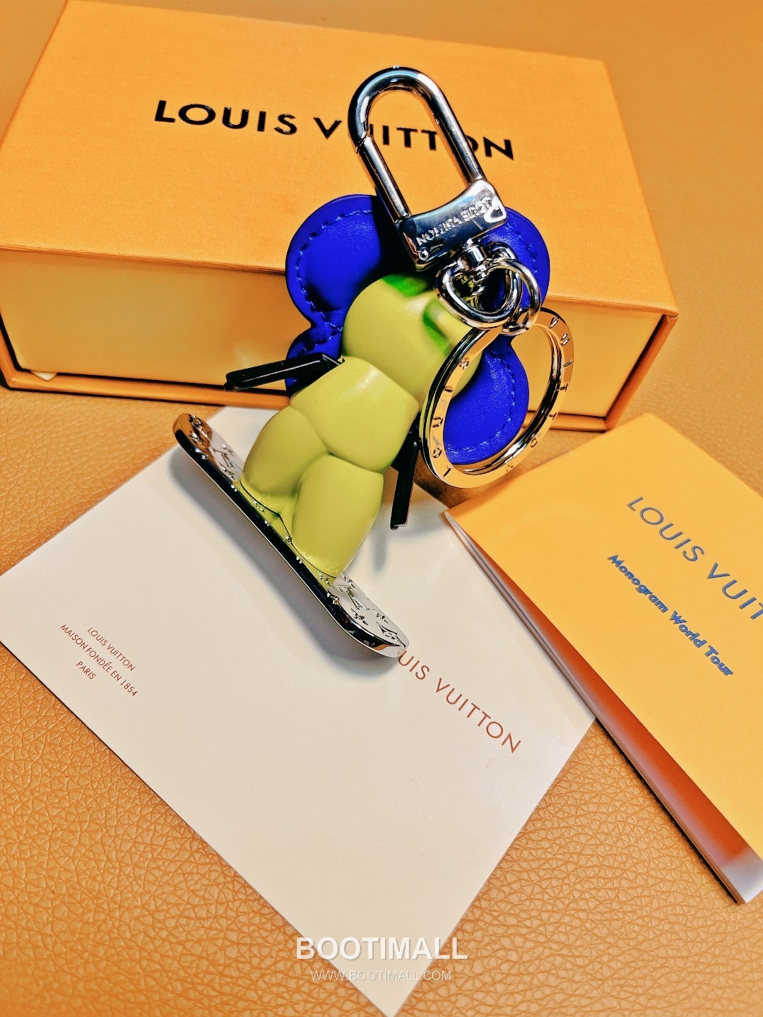 Louis Vuitton Vivienne Ski Mascot Keyring 루이비통 비비안 스키 마스코트 키링 6