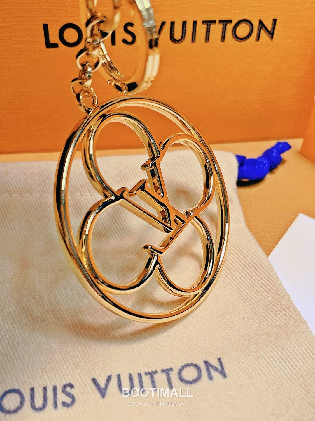 Louis Vuitton Flower Finesse Monogram Initial Stainless Steel Silver Bag Charm Keyring 루이비통 플라워 피네스 모노그램 이니셜 스테인리스 스틸 실버 백참 키링 6