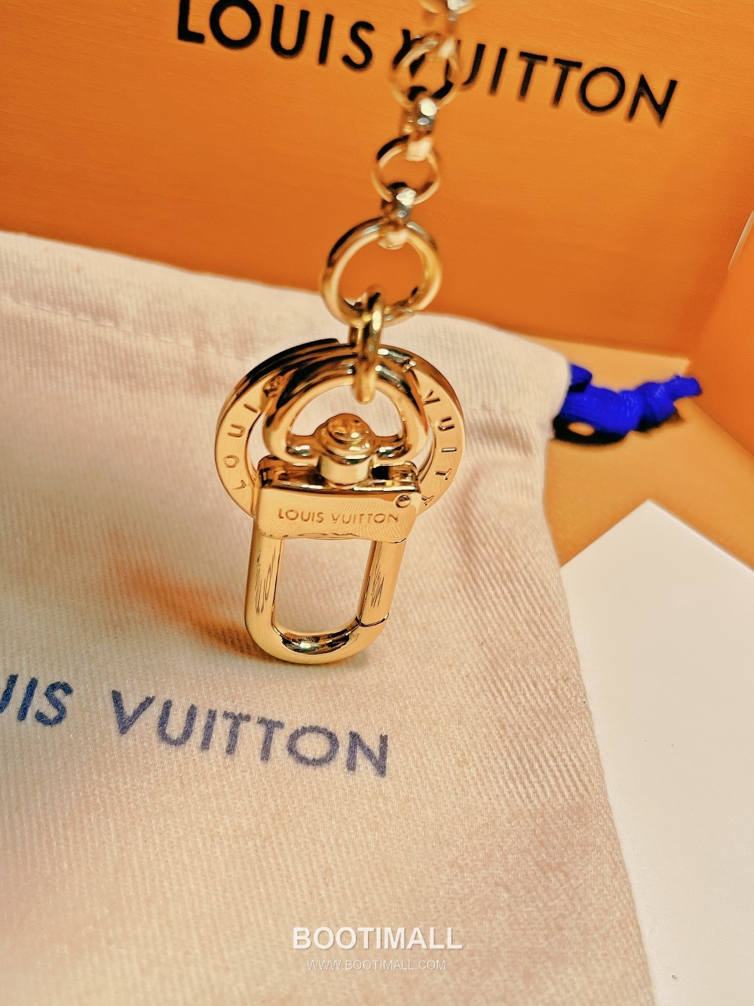 Louis Vuitton Flower Finesse Monogram Initial Stainless Steel Silver Bag Charm Keyring 루이비통 플라워 피네스 모노그램 이니셜 스테인리스 스틸 실버 백참 키링 9
