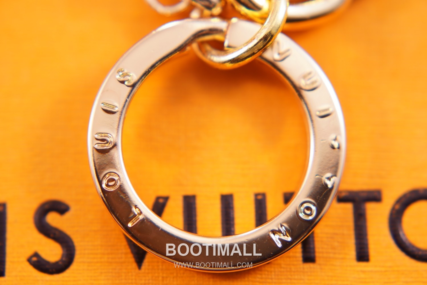 Louis Vuitton Cutout Smiley Monogram Charm Metal Pink Keyring 루이비통 컷아웃 스마일리 모노그램 참 메탈 핑크 키링 7