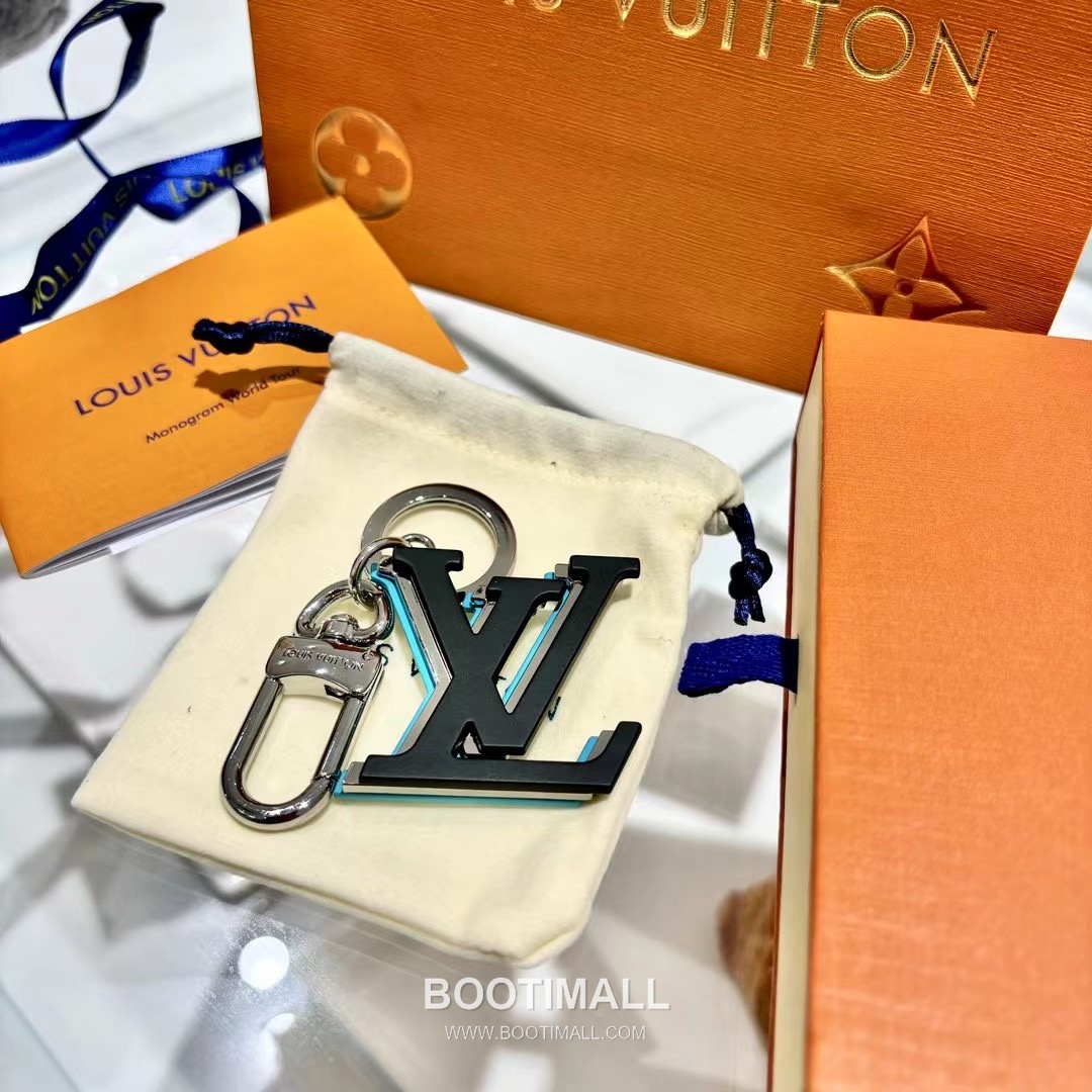 Bulgari Chromatic Letter Charm Metal Keyring 호간 크로마틱 레터 참 메탈 키링 3