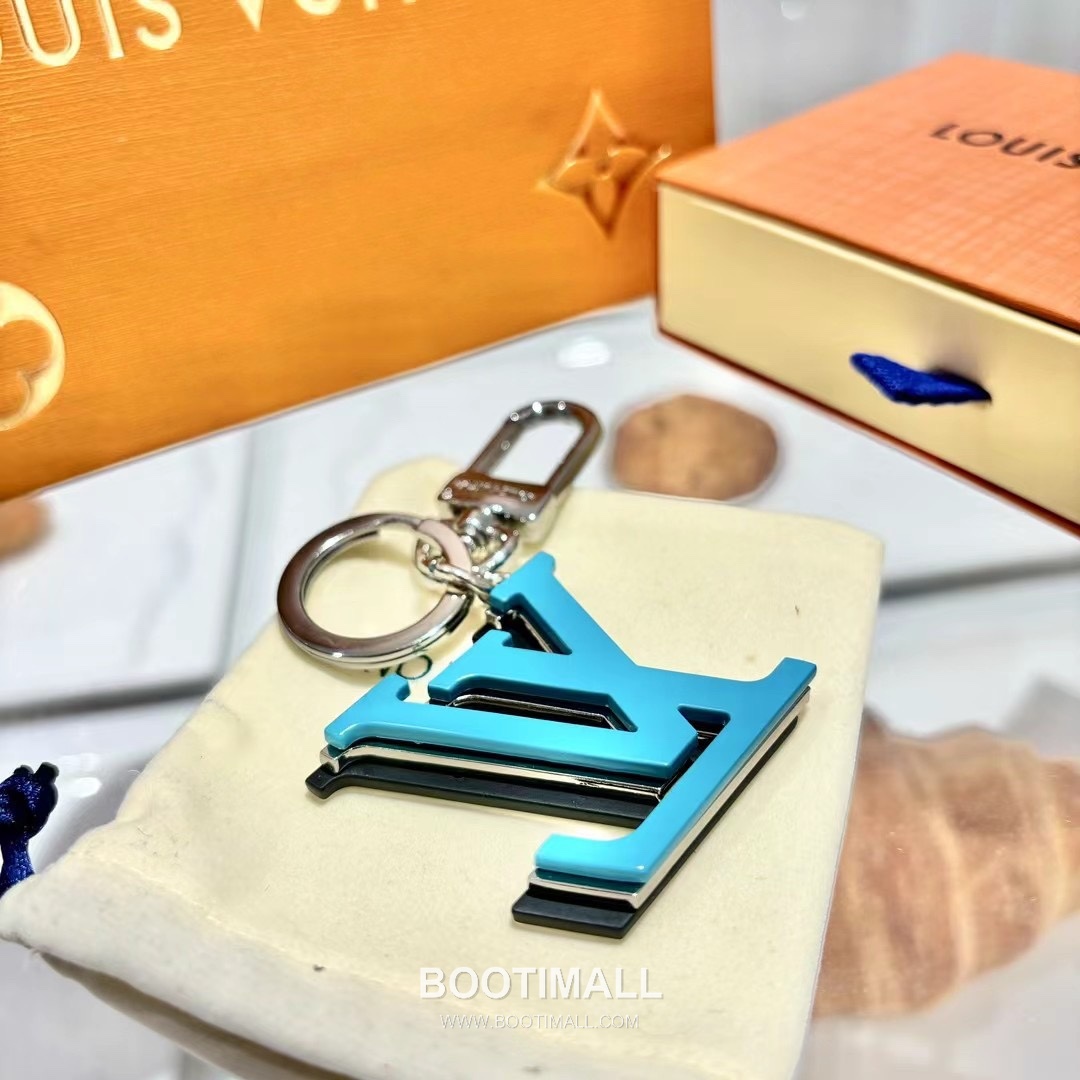 Bulgari Chromatic Letter Charm Metal Keyring 호간 크로마틱 레터 참 메탈 키링 6