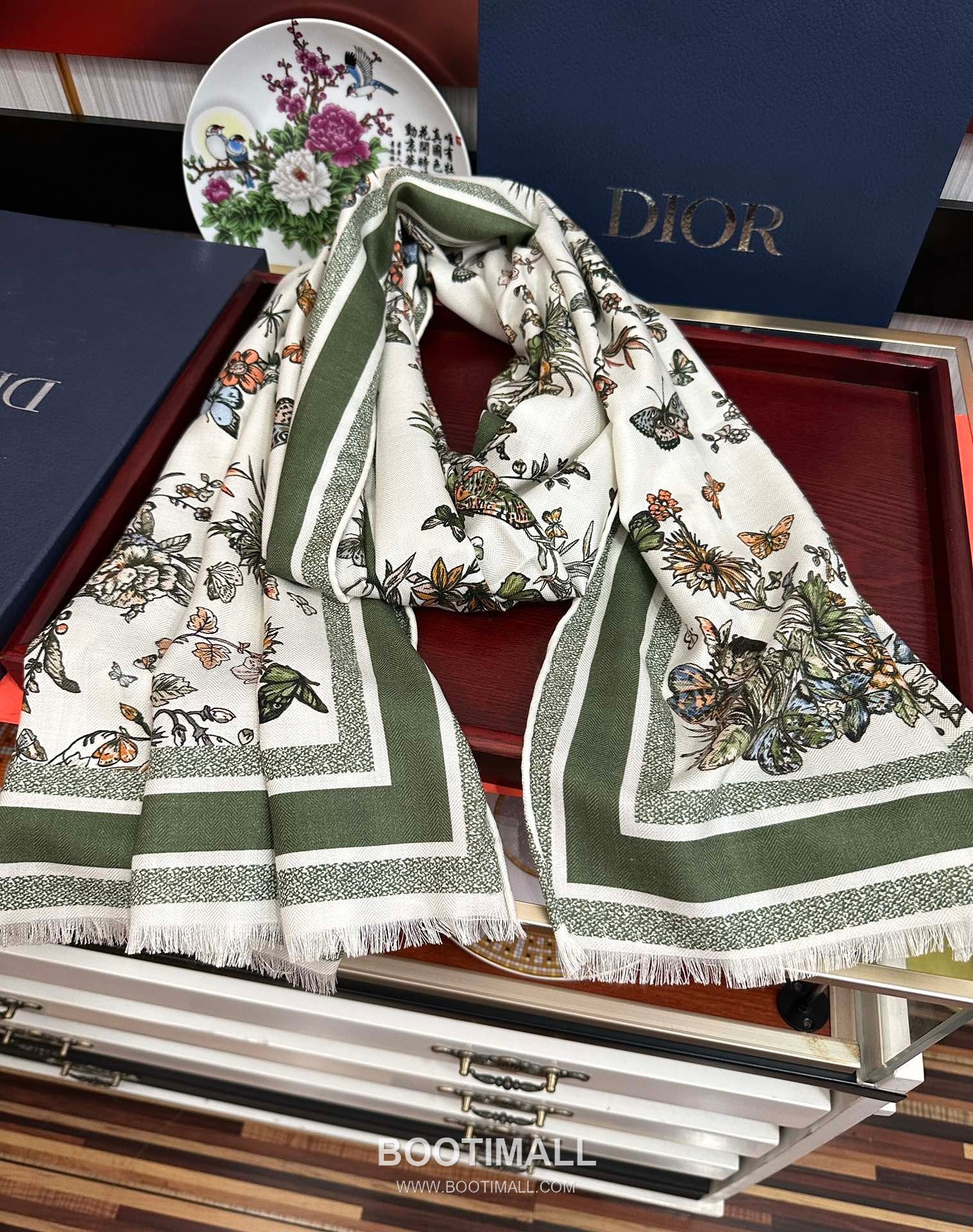Dior Floral Double-Face Stole Cashmere Scarf 디올 플로럴 더블페이스 숄 캐시미어 스카프 185cm 3