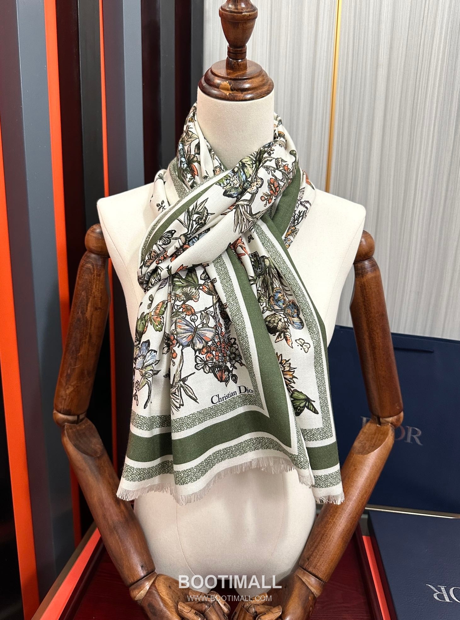 Dior Floral Double-Face Stole Cashmere Scarf 디올 플로럴 더블페이스 숄 캐시미어 스카프 185cm 8
