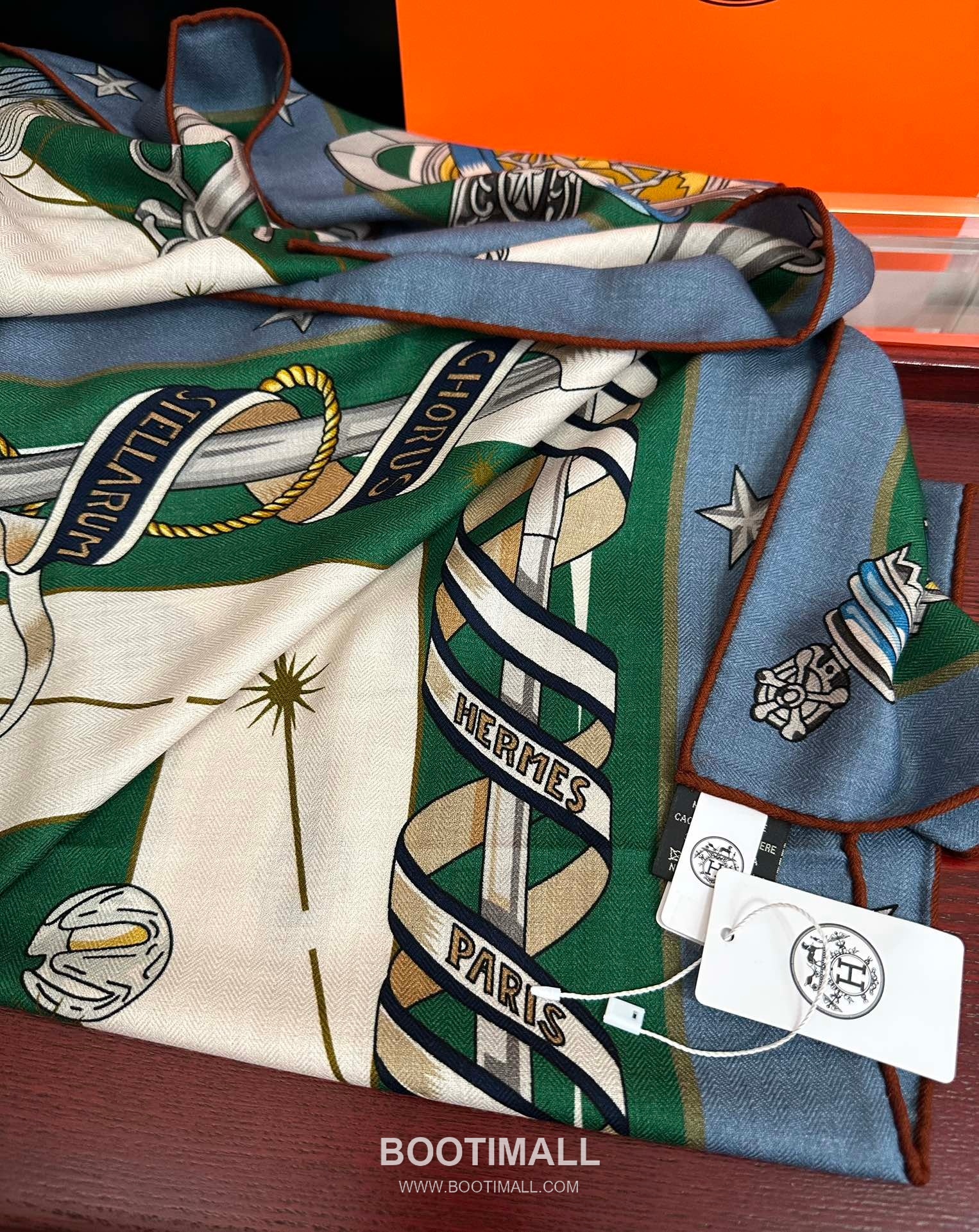 Hermes Starry Chorus Square Silk, Velvet Scarf 에르메스 스타리 코러스 스퀘어 실크, 벨벳 스카프 140CM 7