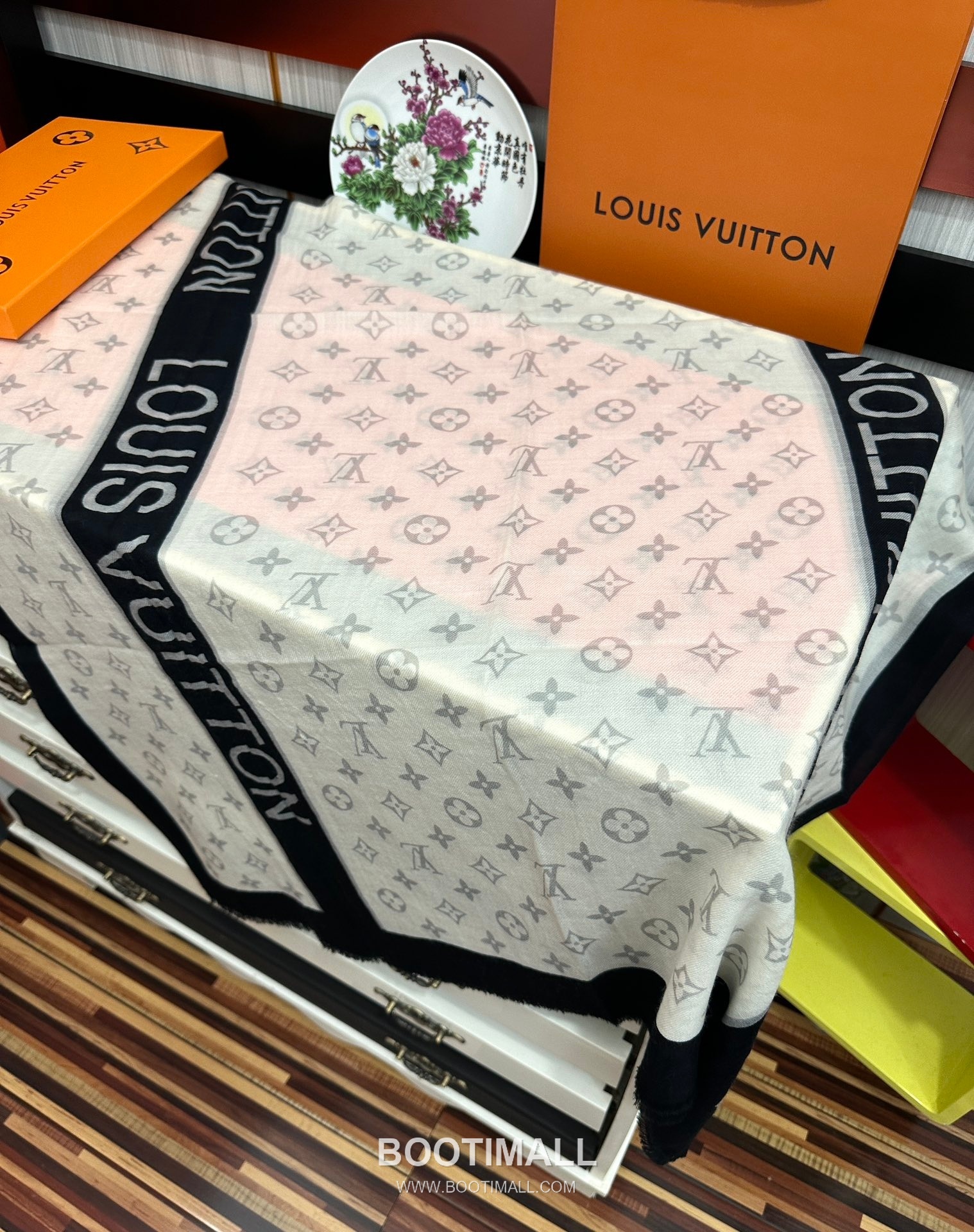 Loewe Double-Face Ring Jacquard Wrap Cashmere Scarf 로에베 더블페이스 링 자카드 랩 캐시미어 스카프 200CM 6