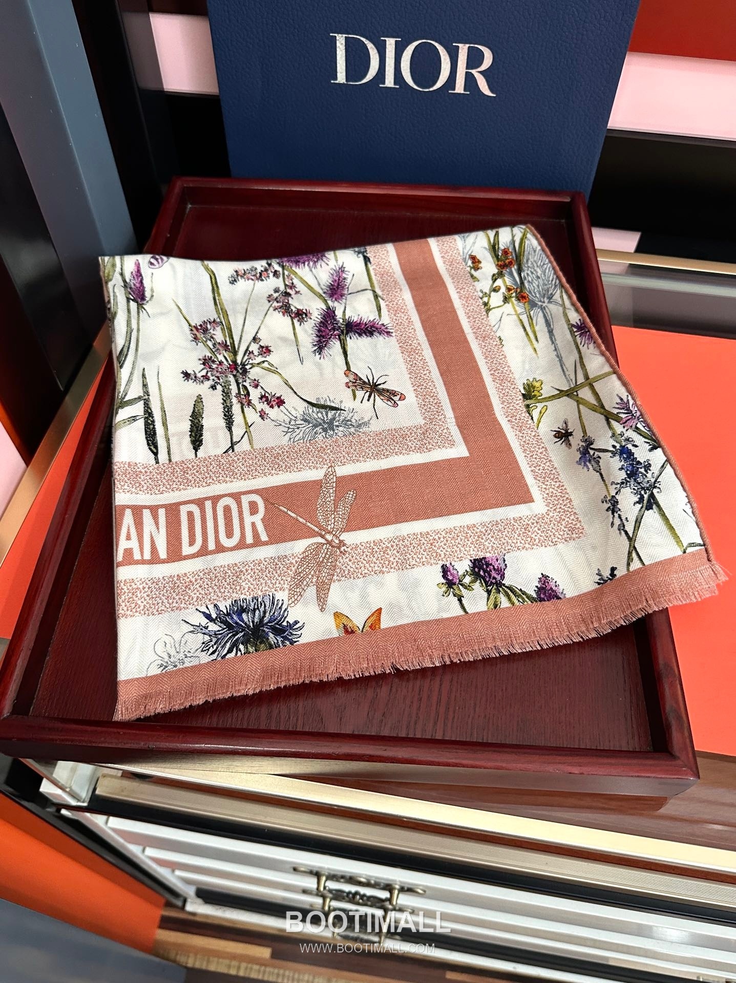 Dior Reversible Solid Scarf 185CM Cashmere 디올 리버서블 솔리드 스카프 185CM 캐시미어 185CM 3