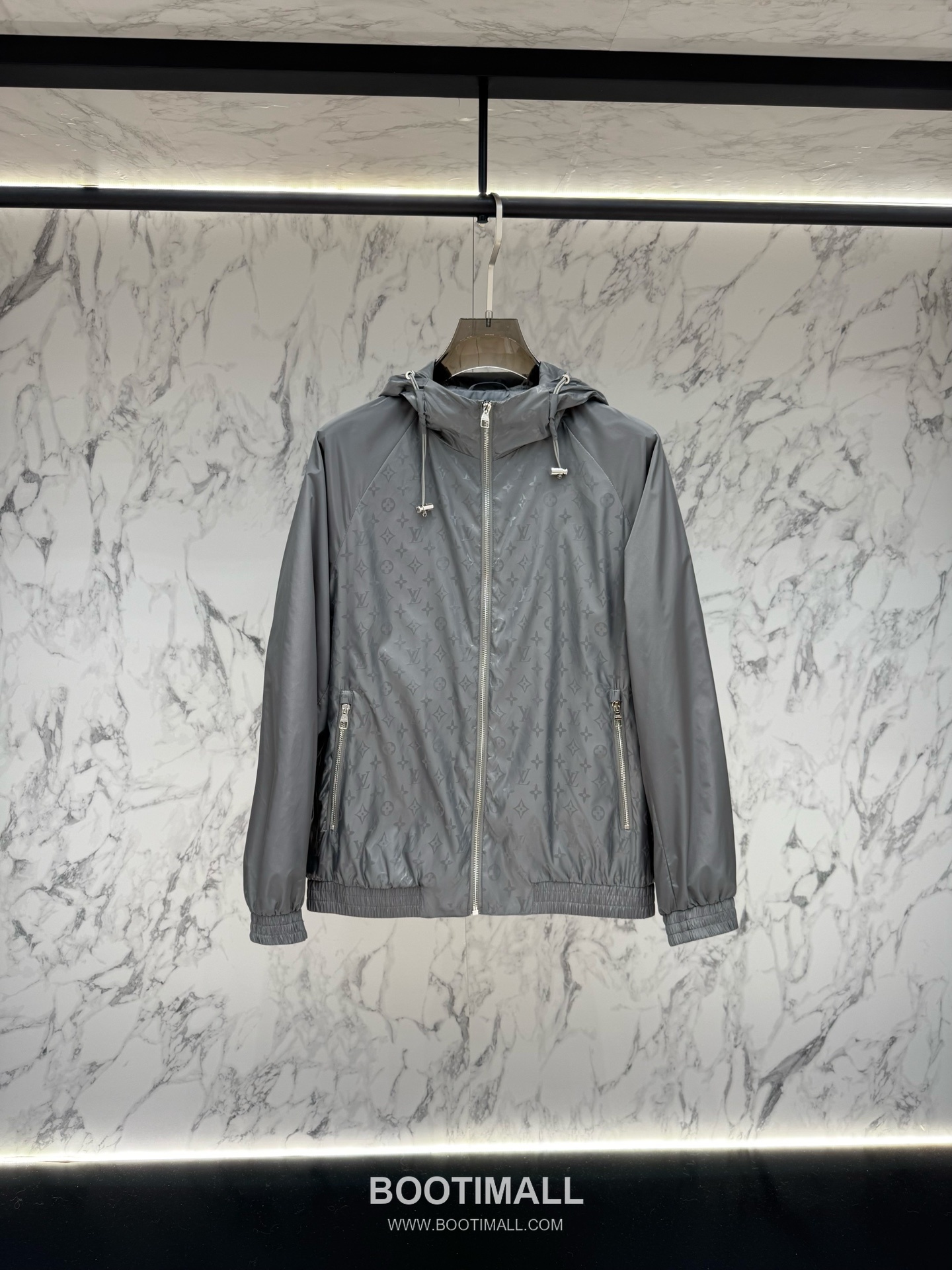 Louis Vuitton Monogram Hooded Jacket Black 루이비통 모노그램 후드 재킷 블랙 1