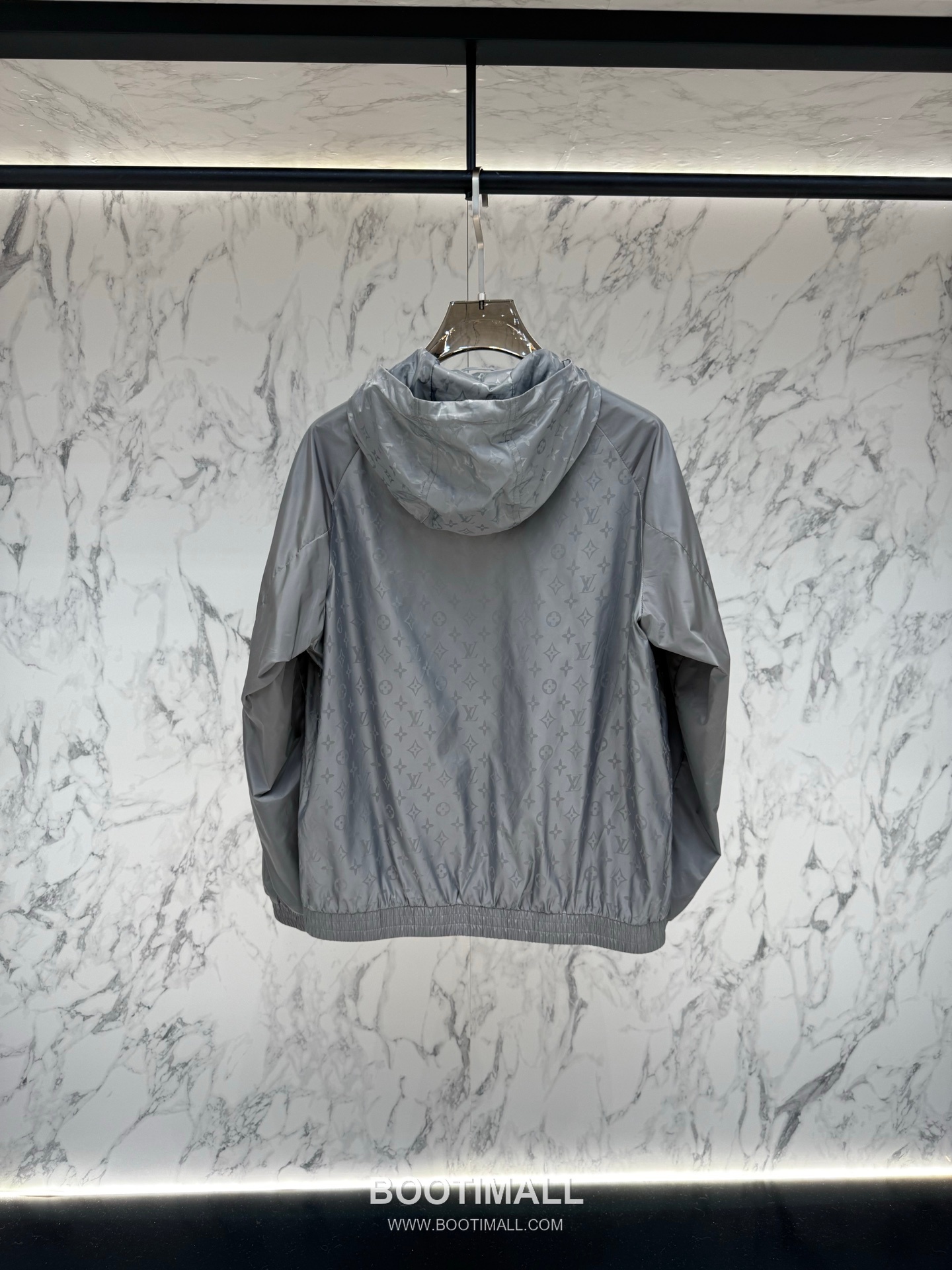 Louis Vuitton Monogram Hooded Jacket Black 루이비통 모노그램 후드 재킷 블랙 3