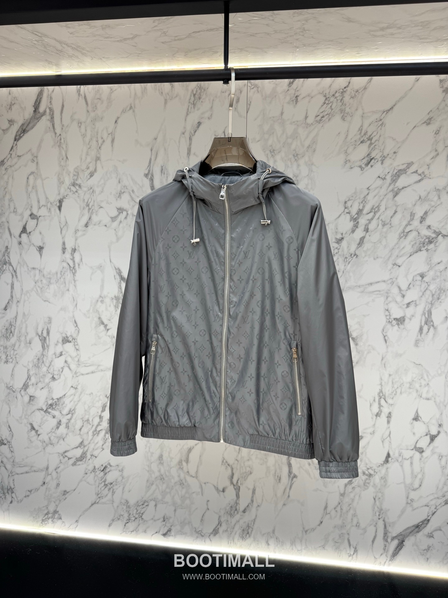 Louis Vuitton Monogram Hooded Jacket Black 루이비통 모노그램 후드 재킷 블랙 5