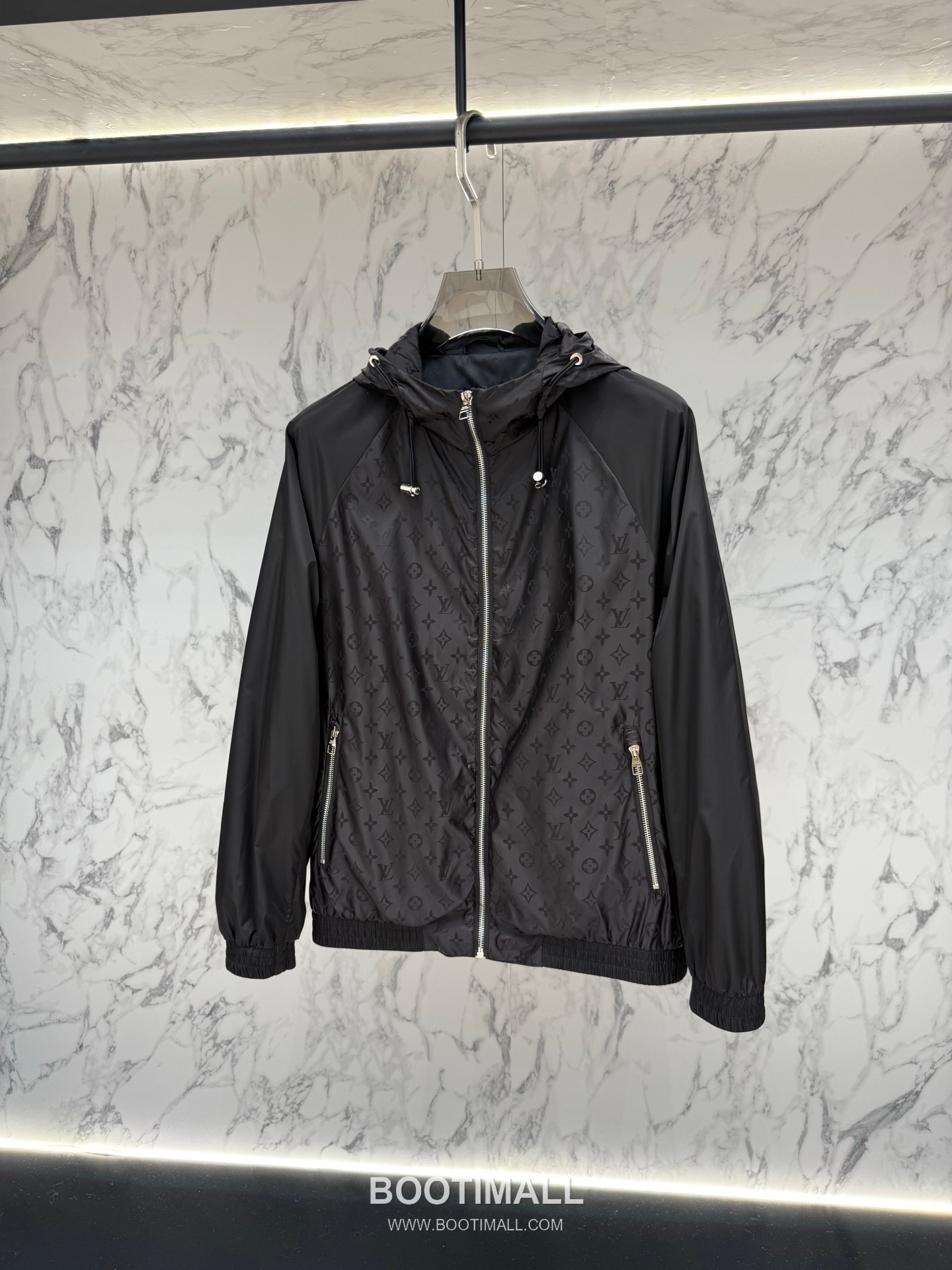 Louis Vuitton Monogram Hooded Jacket Black 루이비통 모노그램 후드 재킷 블랙 5