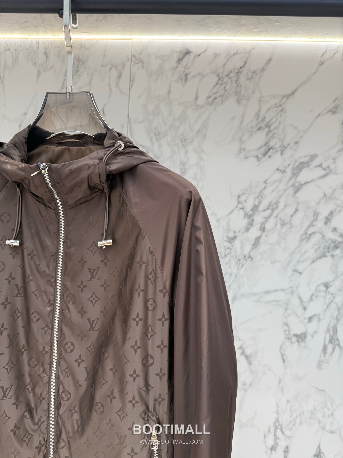 Louis Vuitton Monogram Hooded Jacket Black 루이비통 모노그램 후드 재킷 블랙 6