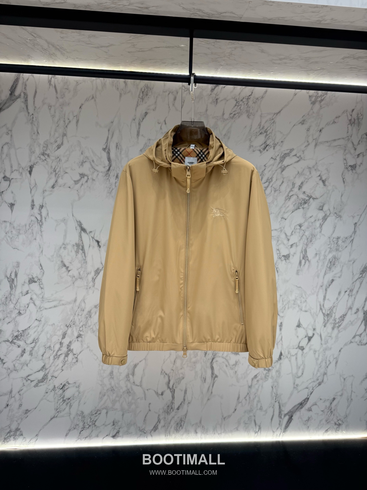 Burberry Structured Cut Jacket Black 버버리 구조적 컷 자켓 블랙 1