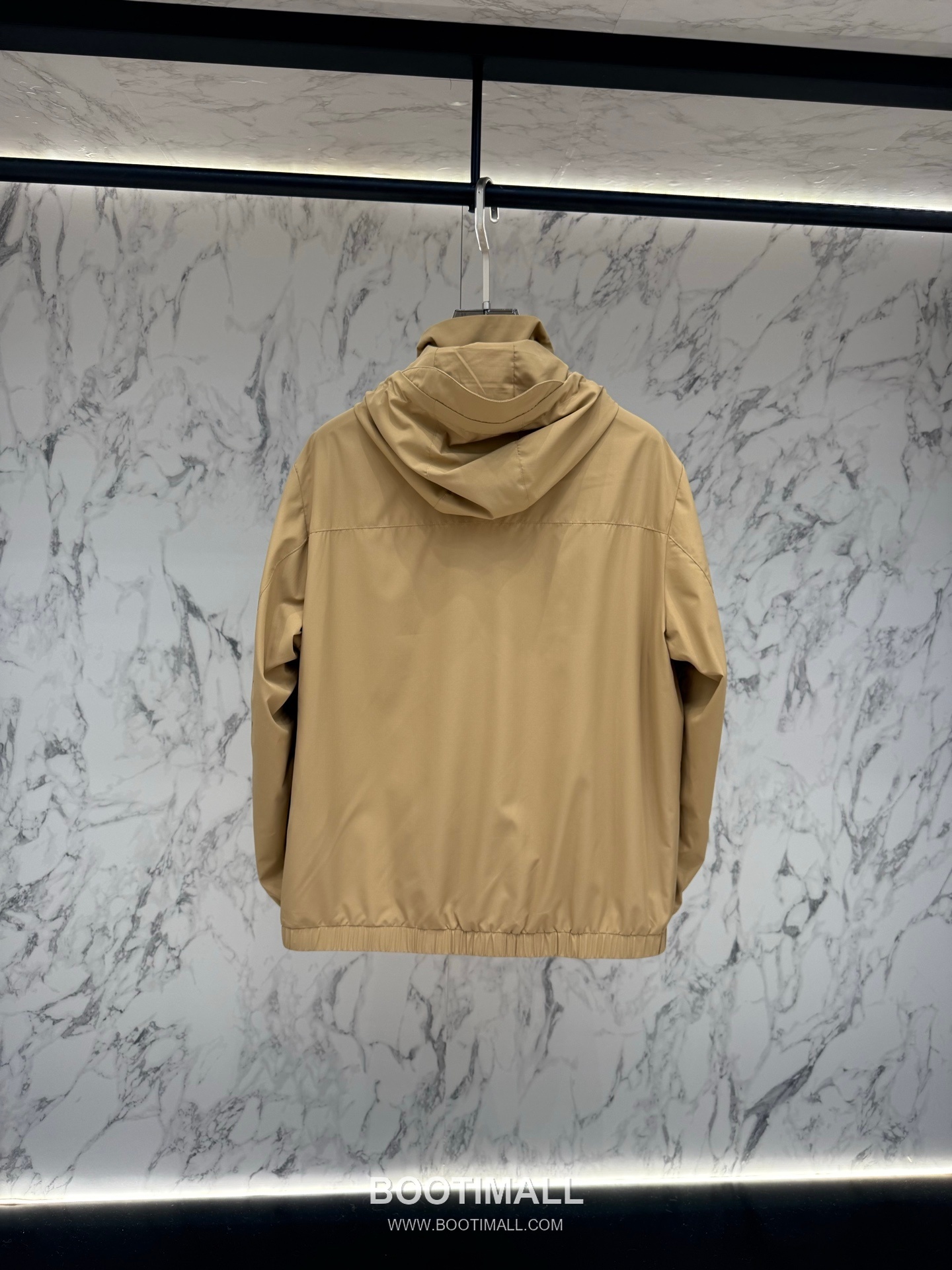 Burberry Structured Cut Jacket Black 버버리 구조적 컷 자켓 블랙 3