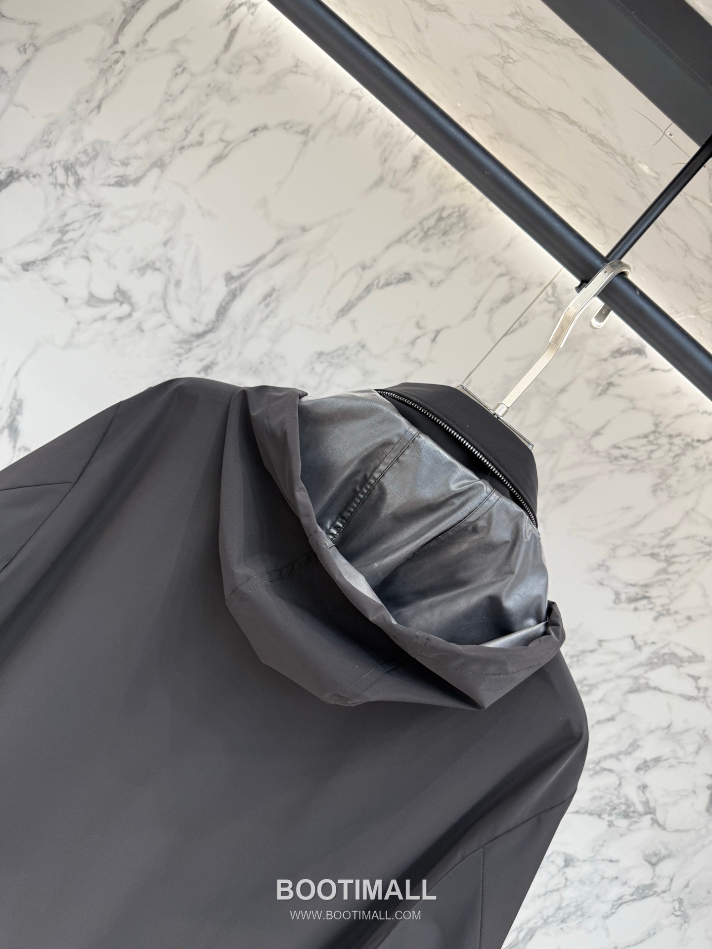 Loro Piana Spring Tailored Hooded Outerwear Black Windbreaker 로로피아나 스프링 테일러드 후드 아우터 블랙 바람막이 9