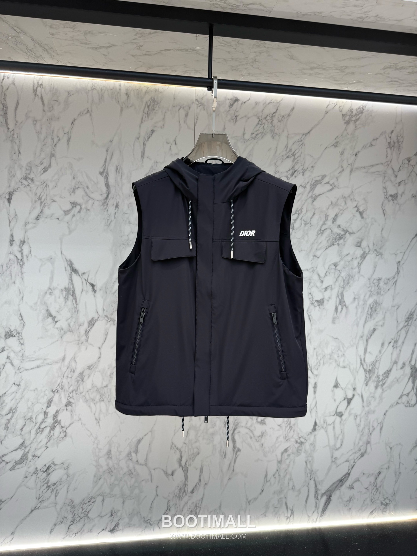 Dior Hooded Utility Khaki Windbreaker 디올 후드 유틸리티 카키 바람막이 1